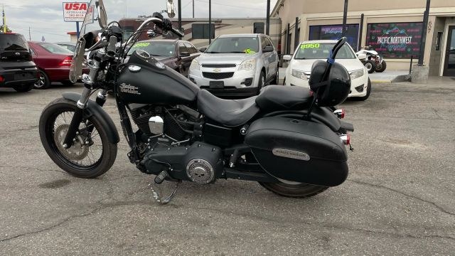 photo of 2015 HARLEY DAVIDSON FXDB