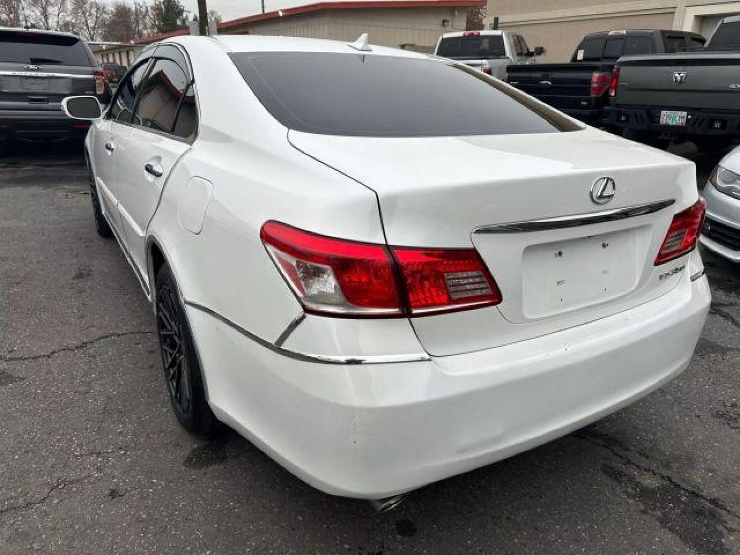 2012 No Color /No Color Lexus ES ES 350 Sedan 4D (JTHBK1EG4C2) with an V6, 3.5 Liter engine, Automatic, 6-Spd transmission, located at 607 W Columbia Drive, Kennewick, WA, 99336, (509) 987-1069, 46.216743, -119.126404 - Photo#6