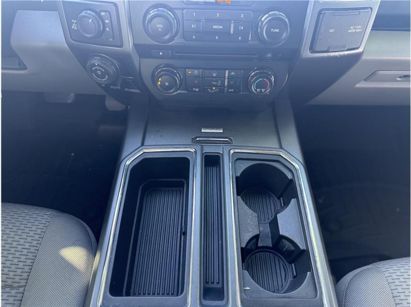 2016 Silver /No Color Ford F150 SuperCrew Cab XLT Pickup 4D 5 1/2 ft (1FTFW1EG1GK) with an V6, EcoBoost, TT, 3.5L engine, Automatic, 6-Spd transmission, located at 607 W Columbia Drive, Kennewick, WA, 99336, (509) 987-1069, 46.216743, -119.126404 - Photo#8