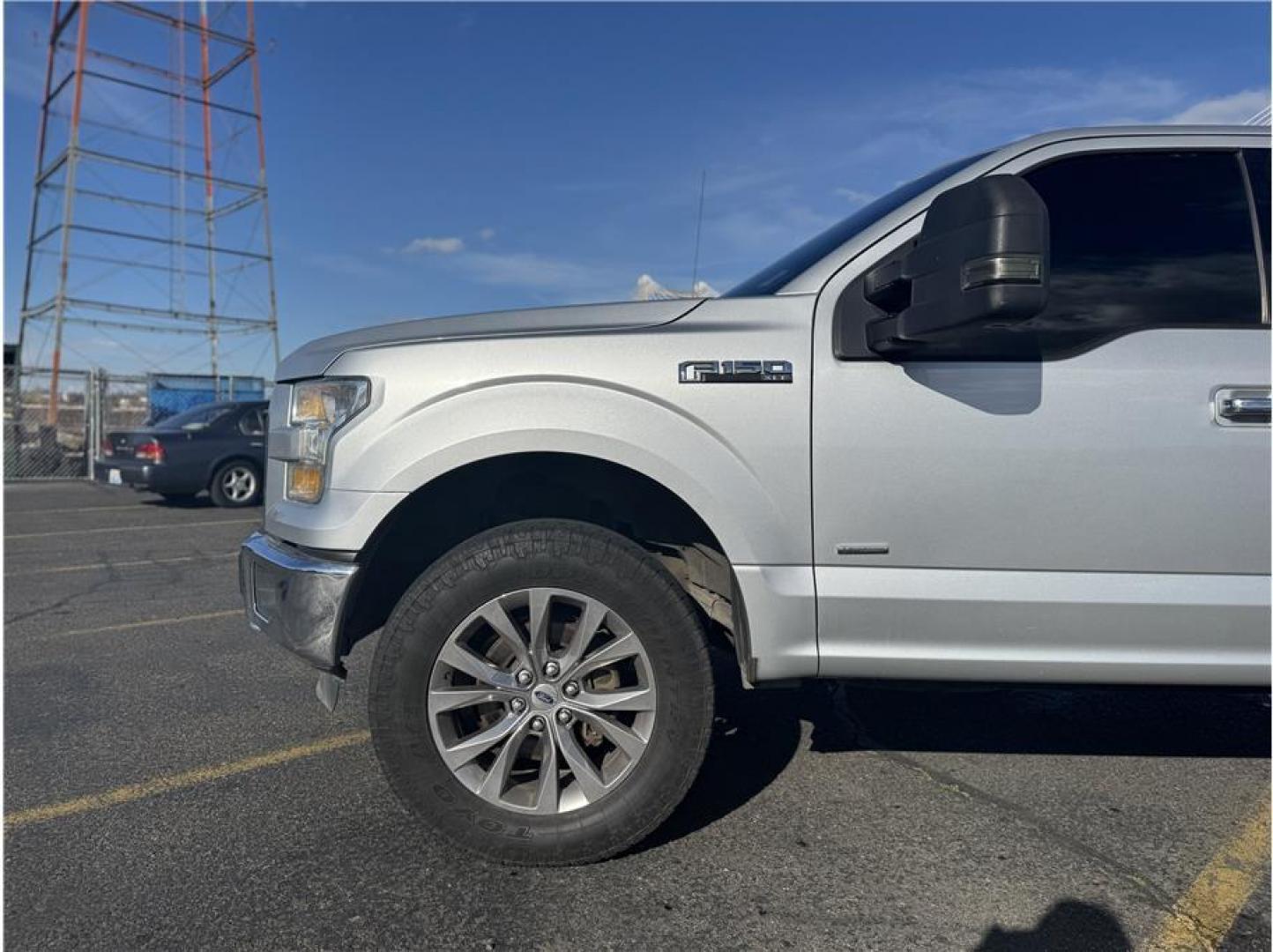 2016 Silver /No Color Ford F150 SuperCrew Cab XLT Pickup 4D 5 1/2 ft (1FTFW1EG1GK) with an V6, EcoBoost, TT, 3.5L engine, Automatic, 6-Spd transmission, located at 607 W Columbia Drive, Kennewick, WA, 99336, (509) 987-1069, 46.216743, -119.126404 - Photo#14