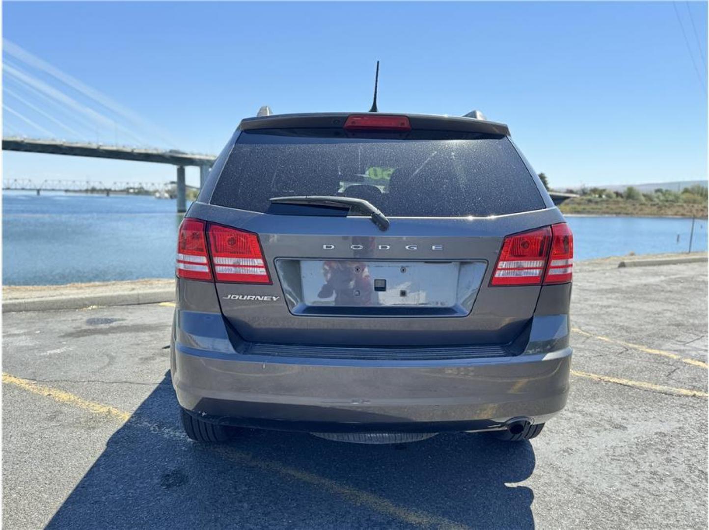 2017 Gray /No Color Dodge Journey SE Sport Utility 4D (3C4PDCAB7HT) with an 4-Cyl, 2.4 Liter engine, Auto, 4-Spd AutoStick transmission, located at 607 W Columbia Drive, Kennewick, WA, 99336, (509) 987-1069, 46.216743, -119.126404 - Photo#16