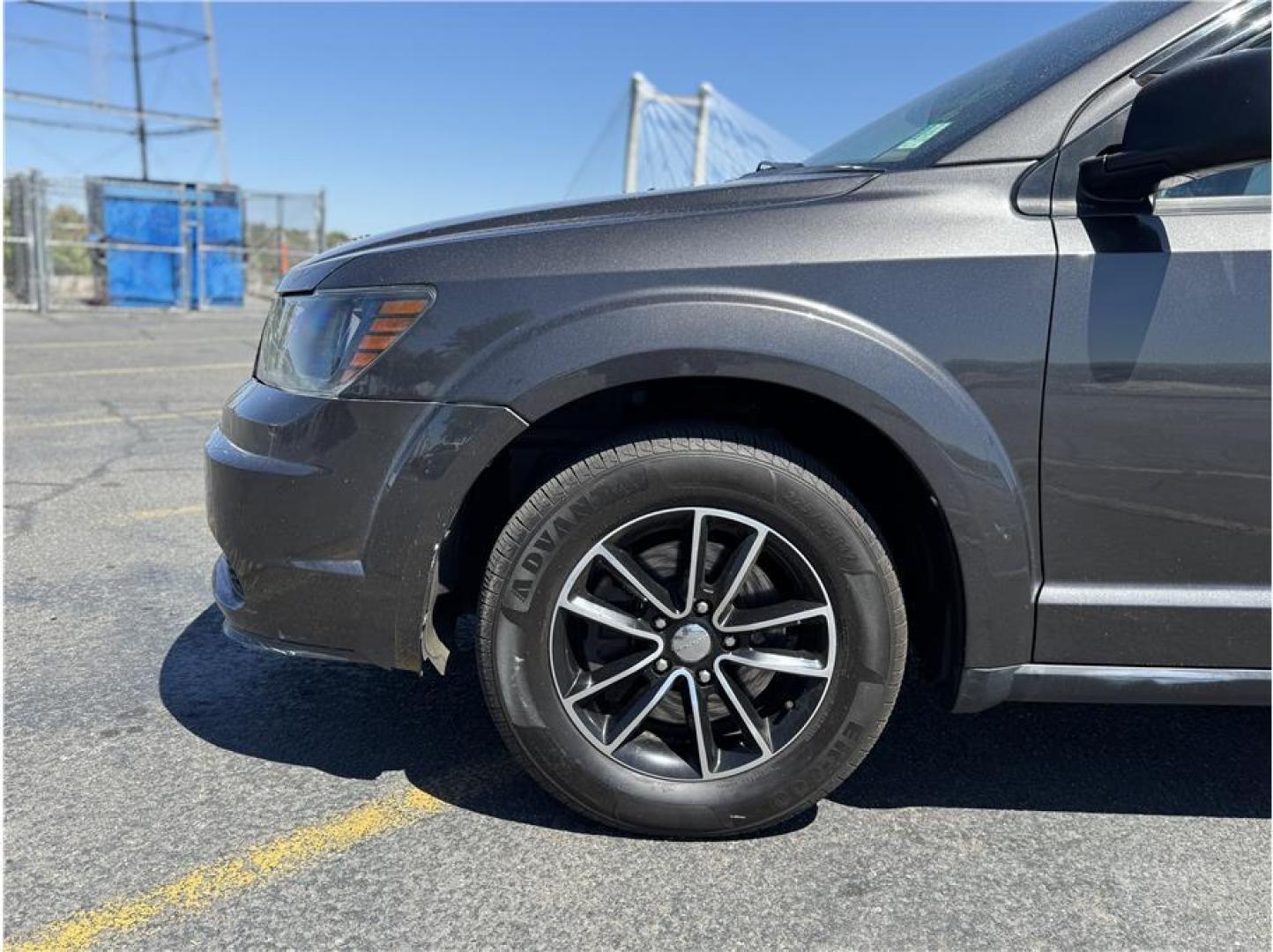 2017 Gray /No Color Dodge Journey SE Sport Utility 4D (3C4PDCAB7HT) with an 4-Cyl, 2.4 Liter engine, Auto, 4-Spd AutoStick transmission, located at 607 W Columbia Drive, Kennewick, WA, 99336, (509) 987-1069, 46.216743, -119.126404 - Photo#17