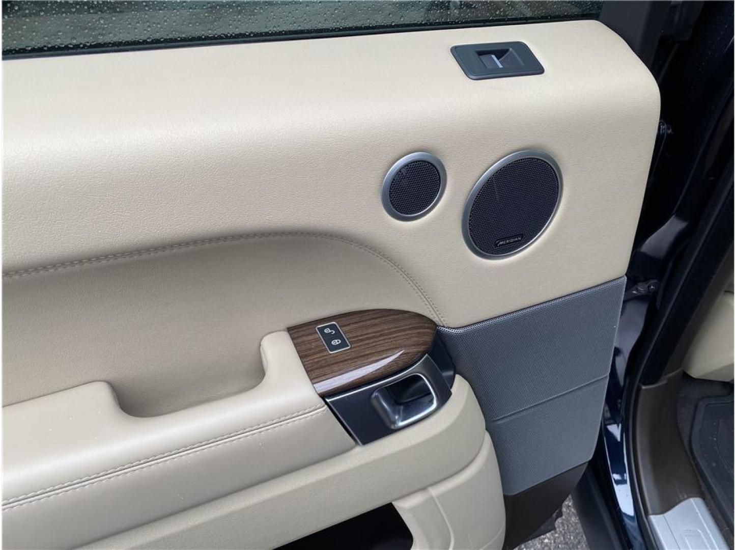 2016 Black /No Color Land Rover Range Rover Sport HSE Sport Utility 4D (SALWR2PF7GA) with an V6, Supercharged, 3.0 Liter engine, Auto, 8-Spd CmdShft transmission, located at 607 W Columbia Drive, Kennewick, WA, 99336, (509) 987-1069, 46.216743, -119.126404 - Photo#18