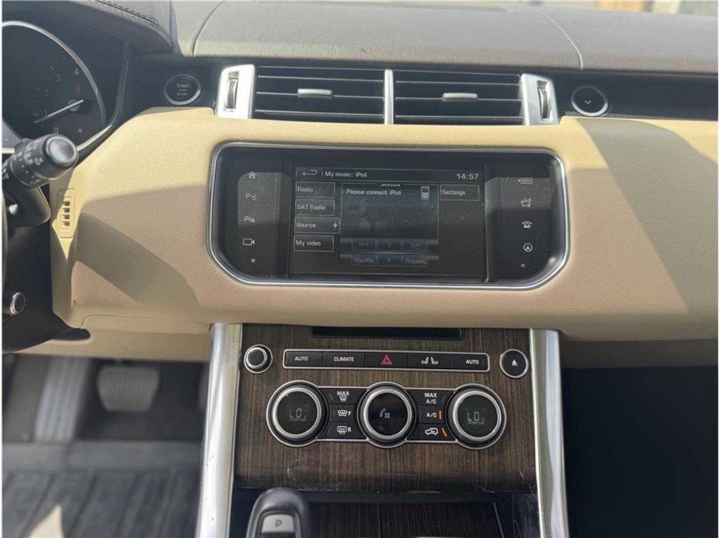 2016 Black /No Color Land Rover Range Rover Sport HSE Sport Utility 4D (SALWR2PF7GA) with an V6, Supercharged, 3.0 Liter engine, Auto, 8-Spd CmdShft transmission, located at 607 W Columbia Drive, Kennewick, WA, 99336, (509) 987-1069, 46.216743, -119.126404 - Photo#9