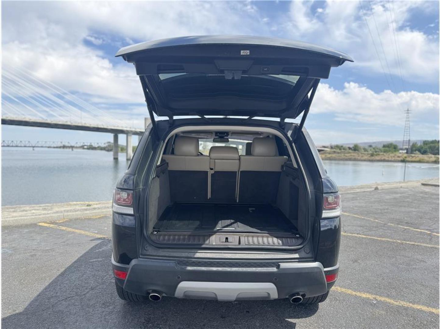 2016 Black /No Color Land Rover Range Rover Sport HSE Sport Utility 4D (SALWR2PF7GA) with an V6, Supercharged, 3.0 Liter engine, Auto, 8-Spd CmdShft transmission, located at 607 W Columbia Drive, Kennewick, WA, 99336, (509) 987-1069, 46.216743, -119.126404 - Photo#14