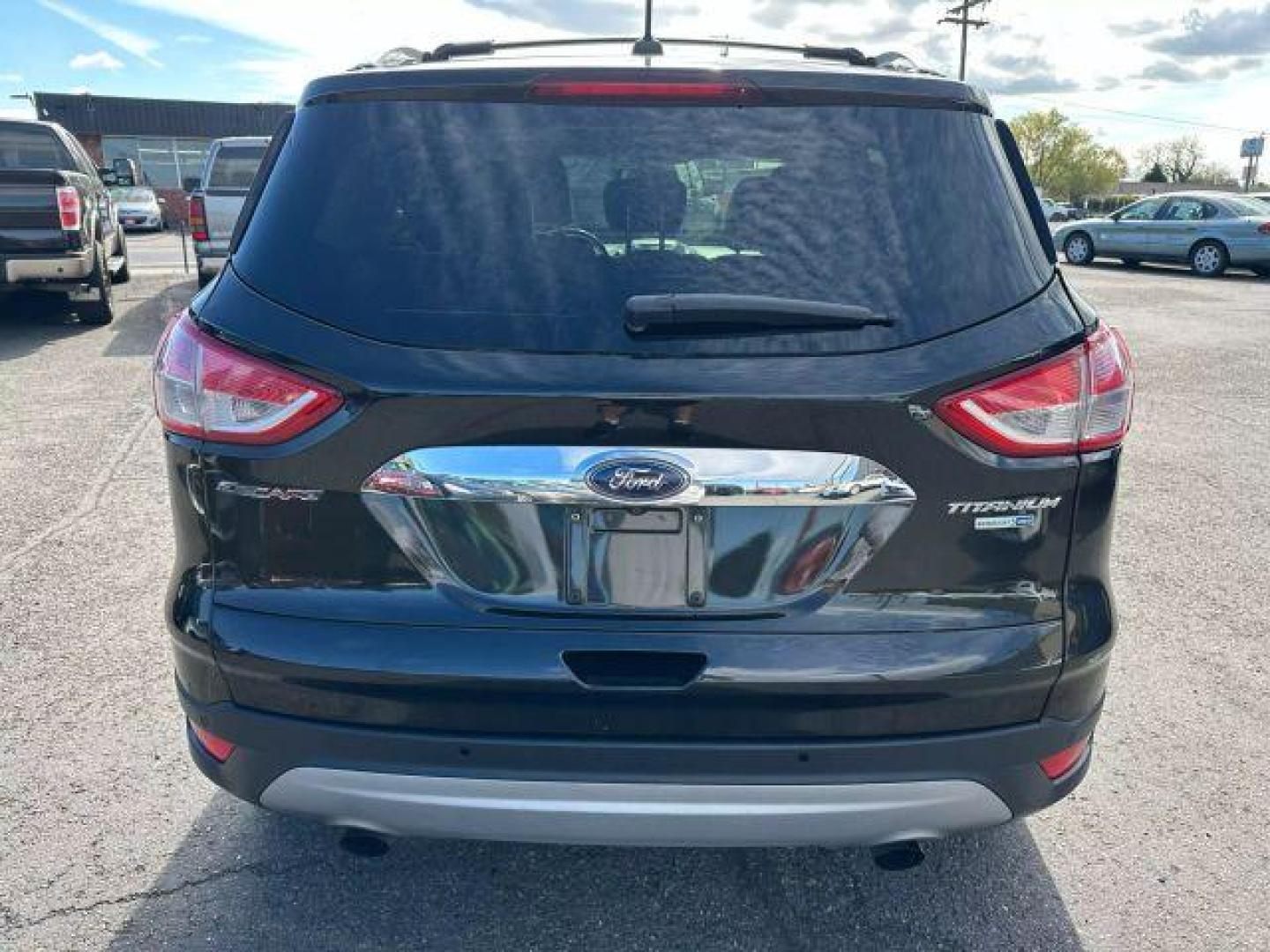 2014 Black /No Color Ford Escape Titanium Sport Utility 4D (1FMCU9J93EU) with an 4-Cyl, EcoBoost, 2.0L engine, Auto, 6-Spd w/SelShft transmission, located at 607 W Columbia Drive, Kennewick, WA, 99336, (509) 987-1069, 46.216743, -119.126404 - Photo#5