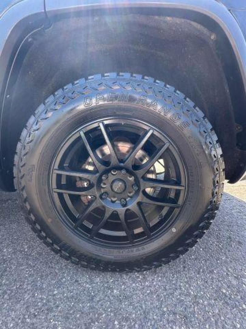 2011 Black Jeep Grand Cherokee Laredo Sport Utility 4D (1J4RR4GG9BC) with an V6, Flex Fuel, 3.6 Liter engine, Automatic, 5-Spd w/Overdrive transmission, located at 607 W Columbia Drive, Kennewick, WA, 99336, (509) 987-1069, 46.216743, -119.126404 - Photo#20