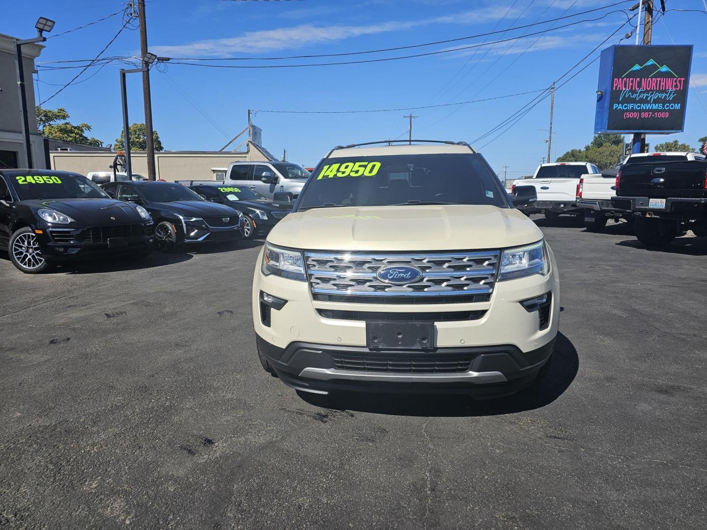 2018 Beige /No Color Ford Explorer (1FM5K8DH6JG) with an 4-Cyl, EcoBoost, 2.3T engine, Auto, 6-Spd SelectShift transmission, located at 607 W Columbia Drive, Kennewick, WA, 99336, (509) 987-1069, 46.216743, -119.126404 - Photo#6