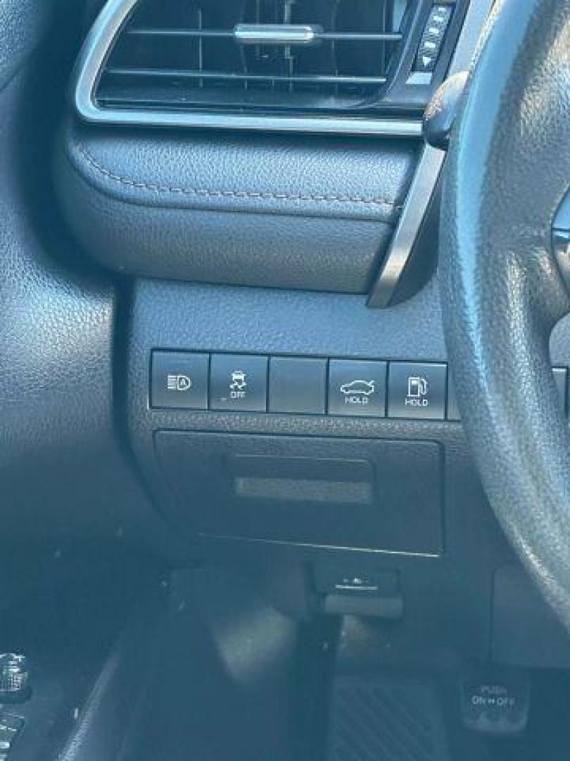 2019 Black Toyota Camry LE Sedan 4D (4T1B11HK1KU) with an 4-Cyl, 2.5 Liter engine, Automatic, 8-Spd w/Sequential Shift transmission, located at 607 W Columbia Drive, Kennewick, WA, 99336, (509) 987-1069, 46.216743, -119.126404 - Photo#13
