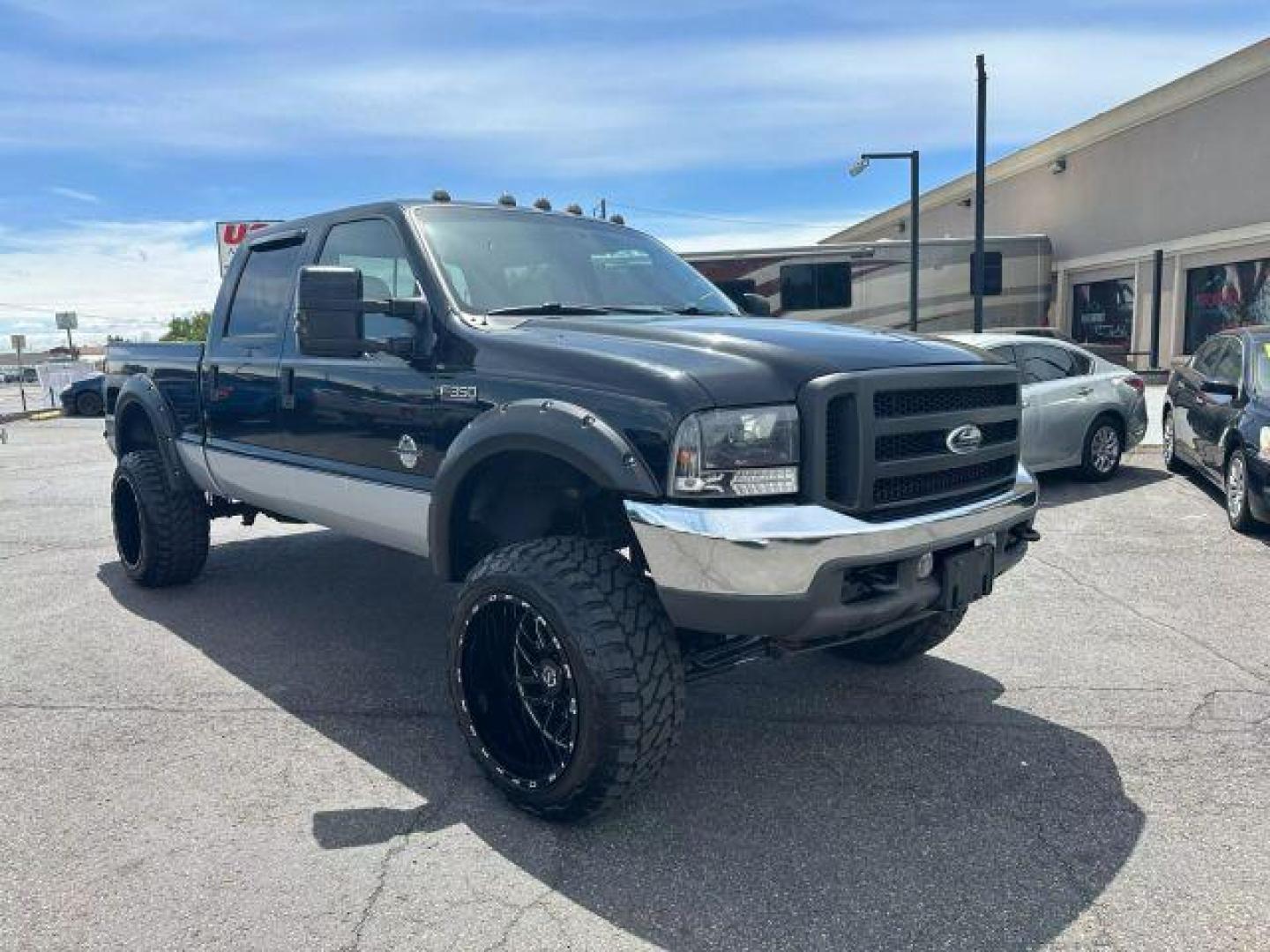 2004 Black /No Color Ford F350 Super Duty Crew Cab Lariat Pickup 4D 8 ft (1FTSW31P74E) with an V8, Turbo Dsl 6.0L engine, Automatic transmission, located at 607 W Columbia Drive, Kennewick, WA, 99336, (509) 987-1069, 46.216743, -119.126404 - Photo#2