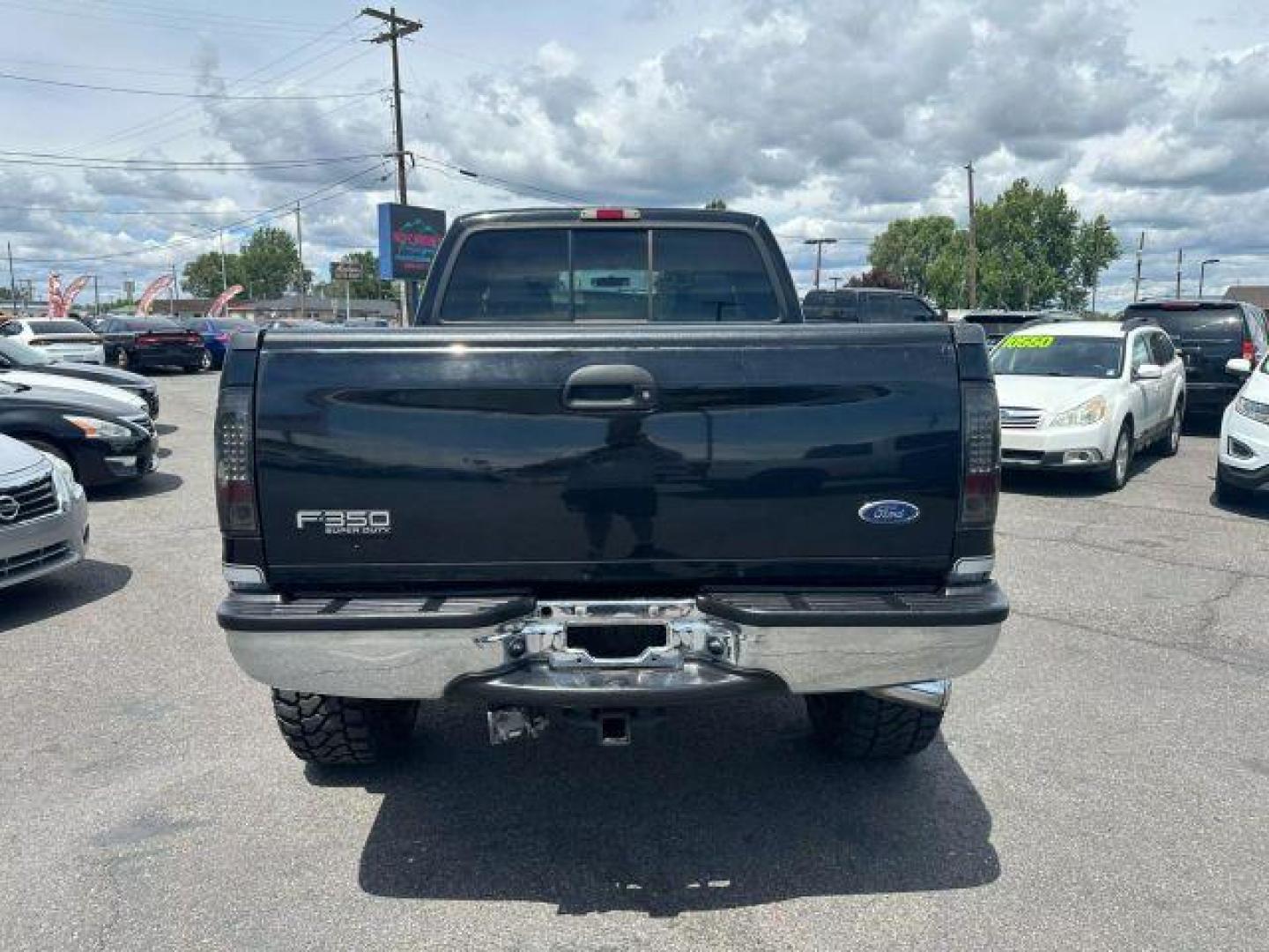 2004 Black /No Color Ford F350 Super Duty Crew Cab Lariat Pickup 4D 8 ft (1FTSW31P74E) with an V8, Turbo Dsl 6.0L engine, Automatic transmission, located at 607 W Columbia Drive, Kennewick, WA, 99336, (509) 987-1069, 46.216743, -119.126404 - Photo#5