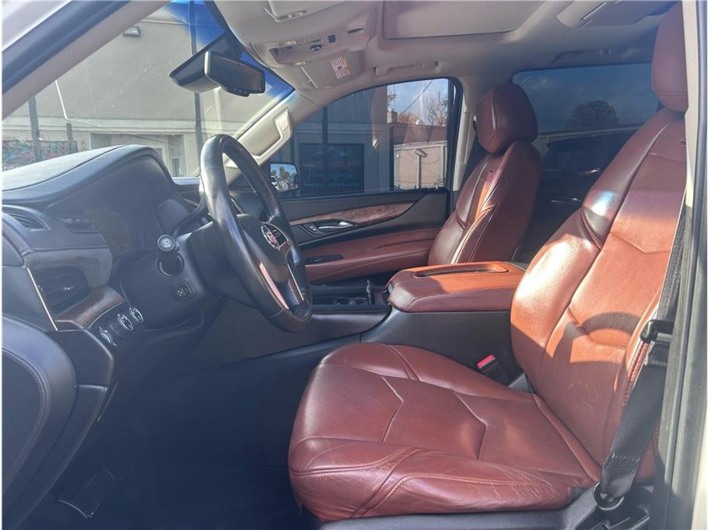 2015 Beige /No Color Cadillac Escalade ESV Premium Sport Utility 4D (1GYS4JKJ0FR) with an V8, 6.2 Liter engine, Auto, 6-Spd HD Overdrive transmission, located at 607 W Columbia Drive, Kennewick, WA, 99336, (509) 987-1069, 46.216743, -119.126404- Photo#11