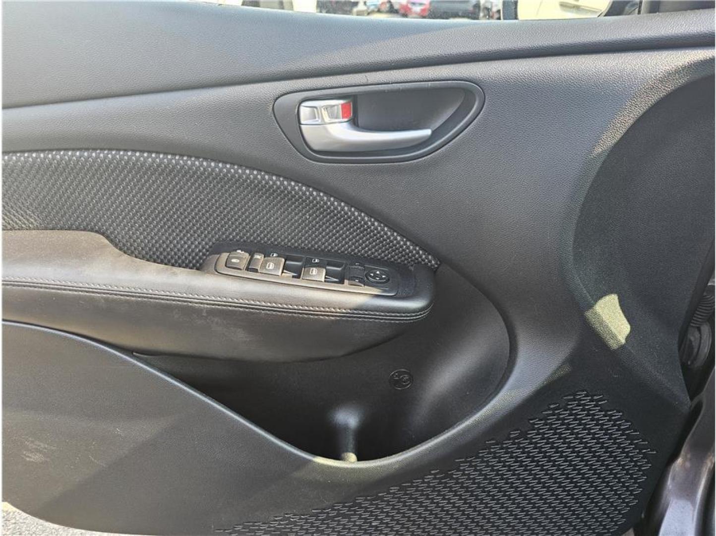 2016 No Color /No Color Dodge Dart SXT Sedan 4D (1C3CDFBB8GD) with an 4-Cyl MltAr Tgrshrk 2.4L engine, Manual, 6-Spd transmission, located at 607 W Columbia Drive, Kennewick, WA, 99336, (509) 987-1069, 46.216743, -119.126404 - Photo#8