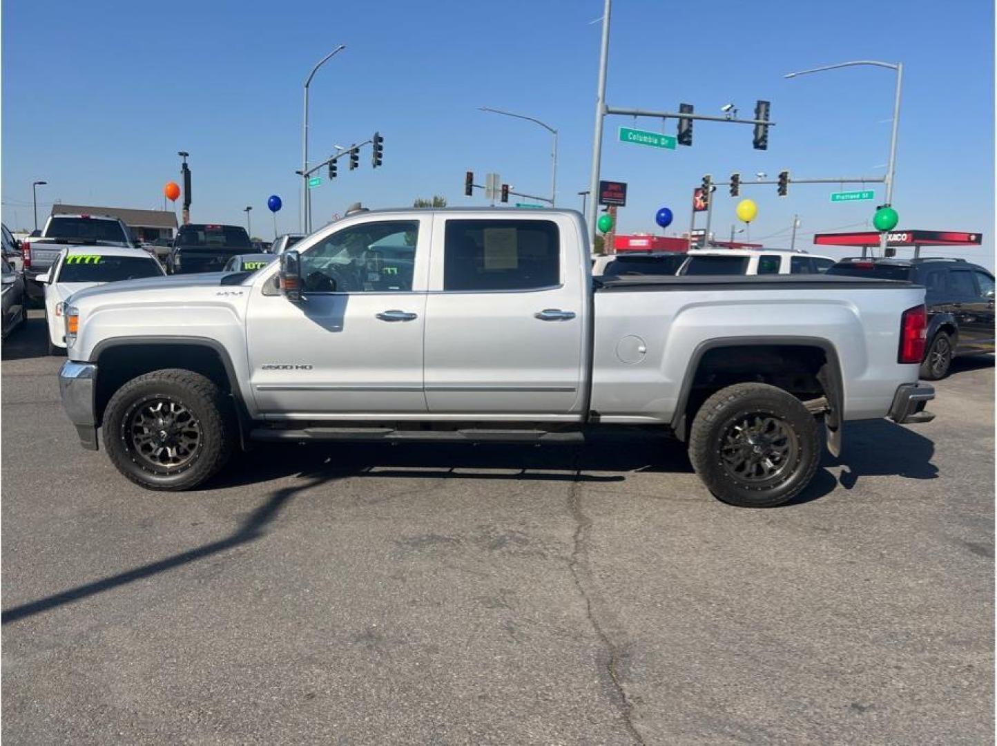 2019 Silver /No Color GMC Sierra 2500 HD Crew Cab (1GT12REG9KF) with an V8, Flex Fuel, 6.0 Liter engine, Automatic, 6-Spd Allison w/Overdrive transmission, located at 607 W Columbia Drive, Kennewick, WA, 99336, (509) 987-1069, 46.216743, -119.126404 - Photo#1