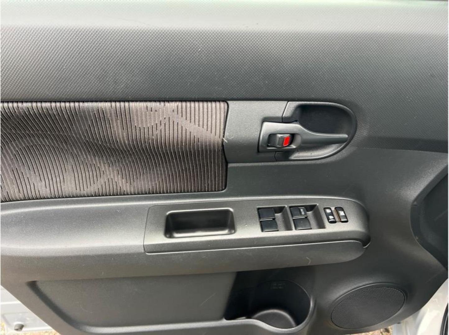 2013 Gray /No Color Scion xB (JTLZE4FE6DJ) with an 4-Cyl, 2.4 Liter engine, Automatic, 4-Spd transmission, located at 607 W Columbia Drive, Kennewick, WA, 99336, (509) 987-1069, 46.216743, -119.126404 - Photo#13
