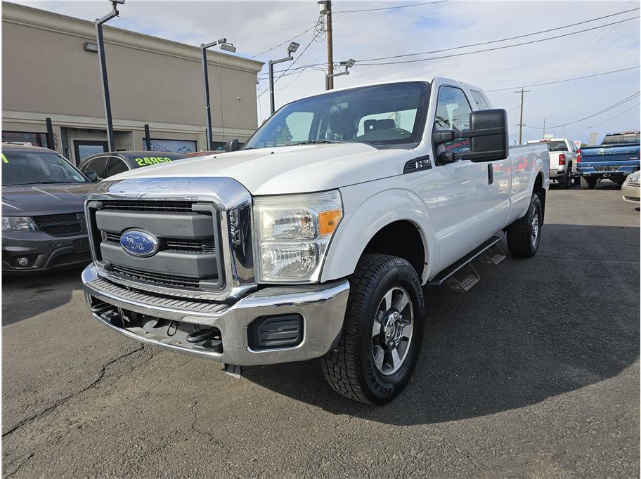 photo of 2015 Ford F350 Super Duty Super Cab 