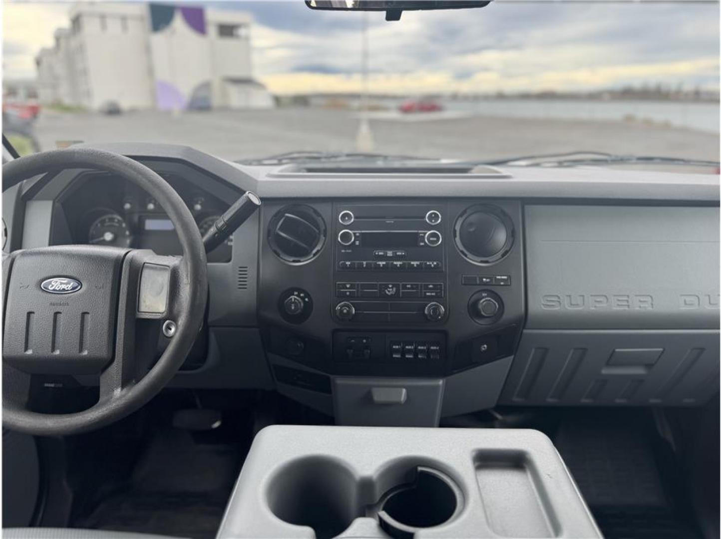 2015 White /No Color Ford F350 Super Duty Super Cab (1FT8X3B65FE) with an V8, Flex Fuel, 6.2 Liter engine, Auto, HD 6-Spd SelShft transmission, located at 607 W Columbia Drive, Kennewick, WA, 99336, (509) 987-1069, 46.216743, -119.126404 - Photo#12