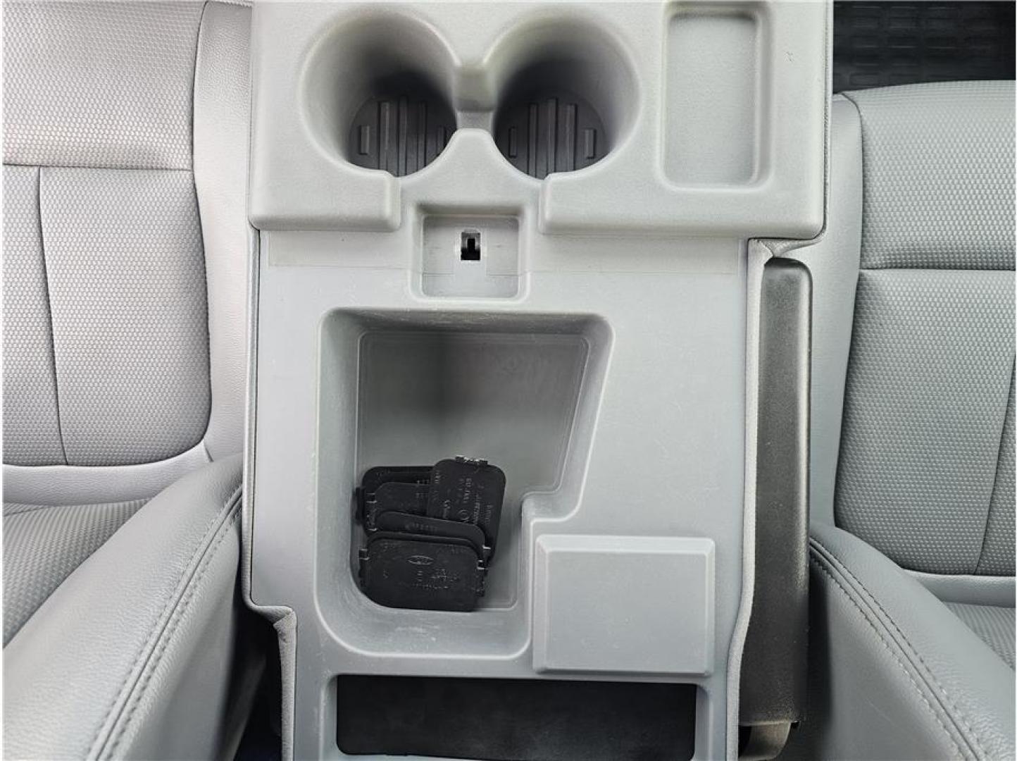 2015 White /No Color Ford F350 Super Duty Super Cab (1FT8X3B65FE) with an V8, Flex Fuel, 6.2 Liter engine, Auto, HD 6-Spd SelShft transmission, located at 607 W Columbia Drive, Kennewick, WA, 99336, (509) 987-1069, 46.216743, -119.126404 - Photo#15