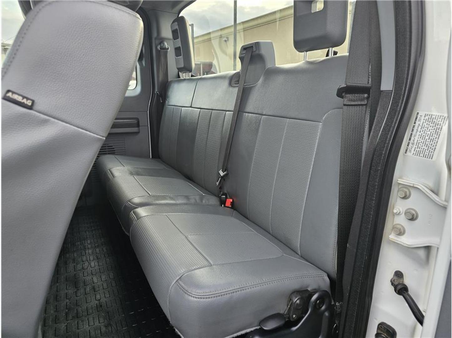 2015 White /No Color Ford F350 Super Duty Super Cab (1FT8X3B65FE) with an V8, Flex Fuel, 6.2 Liter engine, Auto, HD 6-Spd SelShft transmission, located at 607 W Columbia Drive, Kennewick, WA, 99336, (509) 987-1069, 46.216743, -119.126404 - Photo#20