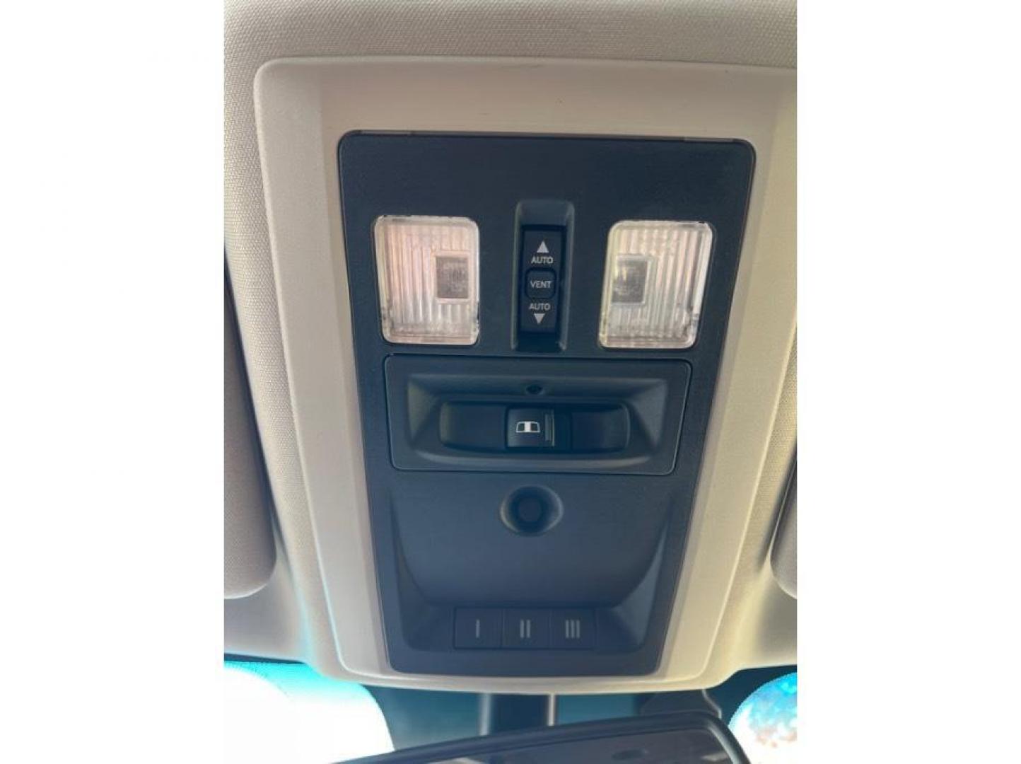 2018 Gray /No Color Ram 1500 Crew Cab (1C6RR7MT3JS) with an V8, HEMI, 5.7 Liter engine, Automatic, 8-Spd transmission, located at 607 W Columbia Drive, Kennewick, WA, 99336, (509) 987-1069, 46.216743, -119.126404 - Photo#21