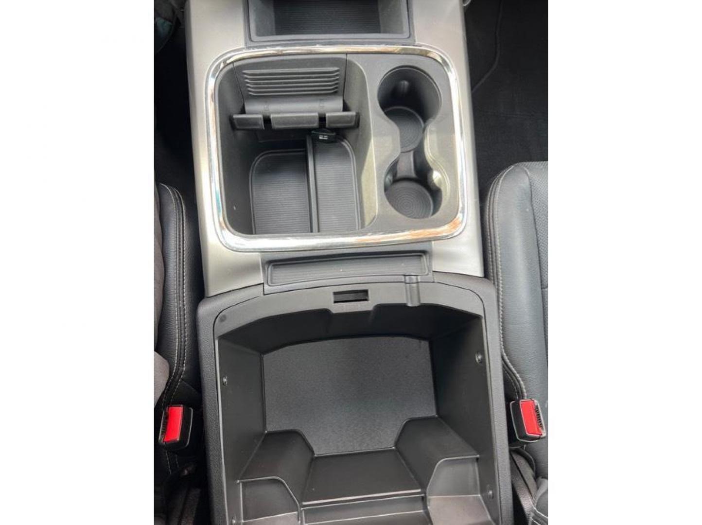 2018 Gray /No Color Ram 1500 Crew Cab (1C6RR7MT3JS) with an V8, HEMI, 5.7 Liter engine, Automatic, 8-Spd transmission, located at 607 W Columbia Drive, Kennewick, WA, 99336, (509) 987-1069, 46.216743, -119.126404 - Photo#22