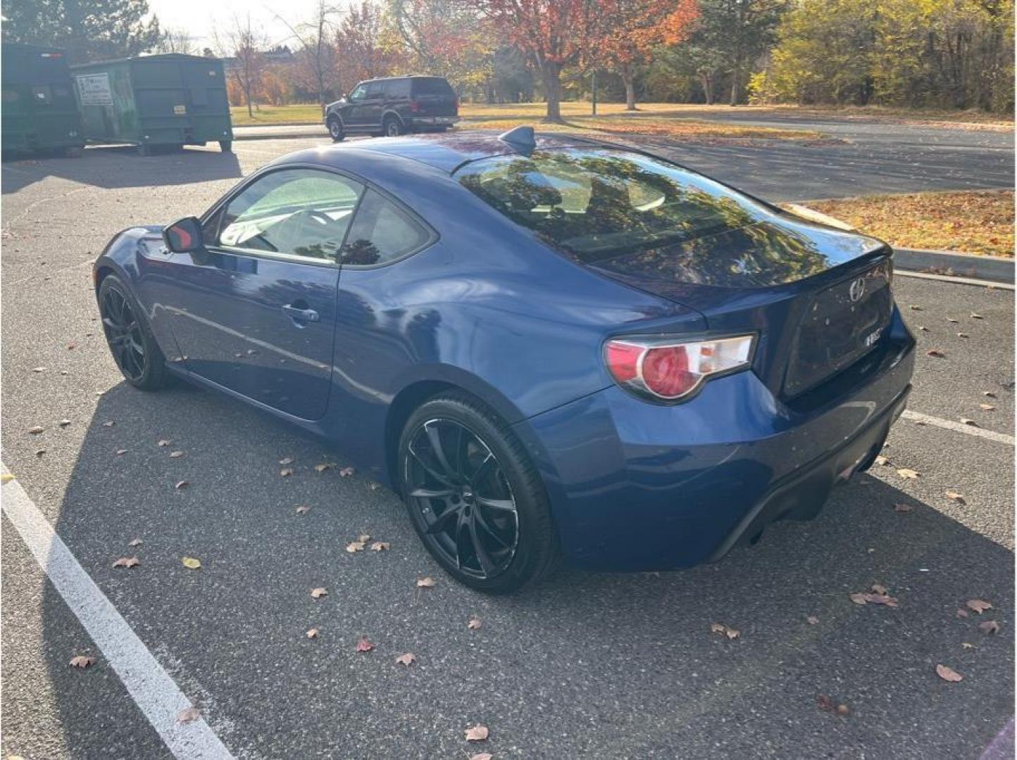 2015 Blue /No Color Scion FR-S (JF1ZNAA18F9) with an 4-Cyl, 2.0 Liter engine, Manual, 6-Spd transmission, located at 607 W Columbia Drive, Kennewick, WA, 99336, (509) 987-1069, 46.216743, -119.126404 - Photo#6