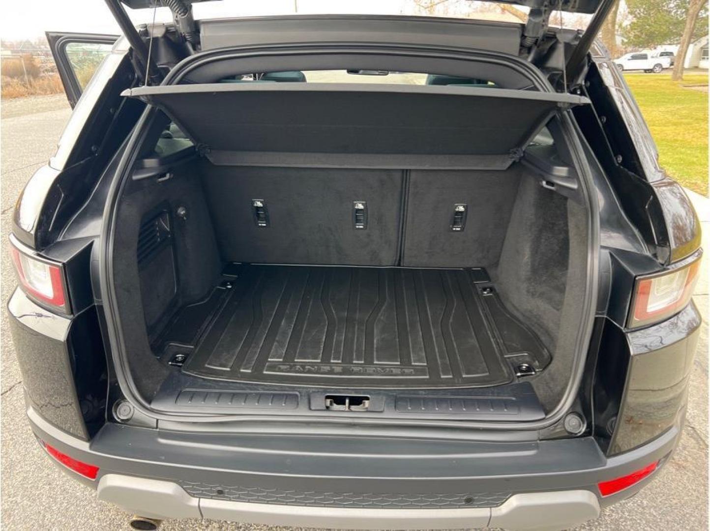 2016 Black /No Color Land Rover Range Rover Evoque (SALVP2BG4GH) with an 4-Cyl, Turbo, 2.0 Liter engine, Auto, 9-Spd w/Sport Mode transmission, located at 607 W Columbia Drive, Kennewick, WA, 99336, (509) 987-1069, 46.216743, -119.126404 - Photo#16