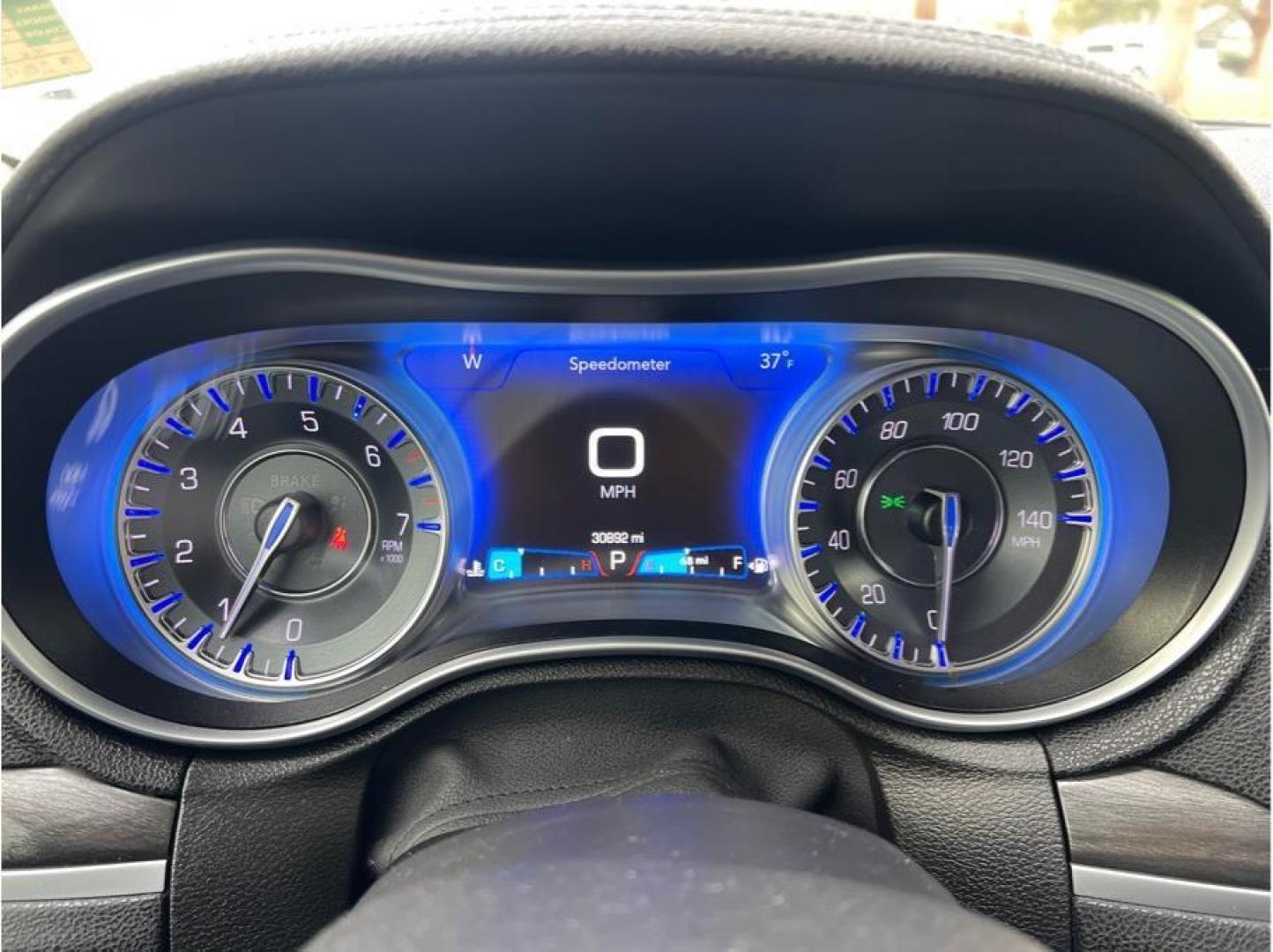 2022 Gray /No Color Chrysler 300 (2C3CCADG0NH) with an V6, 3.6 Liter engine, Automatic, 8-Spd transmission, located at 607 W Columbia Drive, Kennewick, WA, 99336, (509) 987-1069, 46.216743, -119.126404 - Photo#14