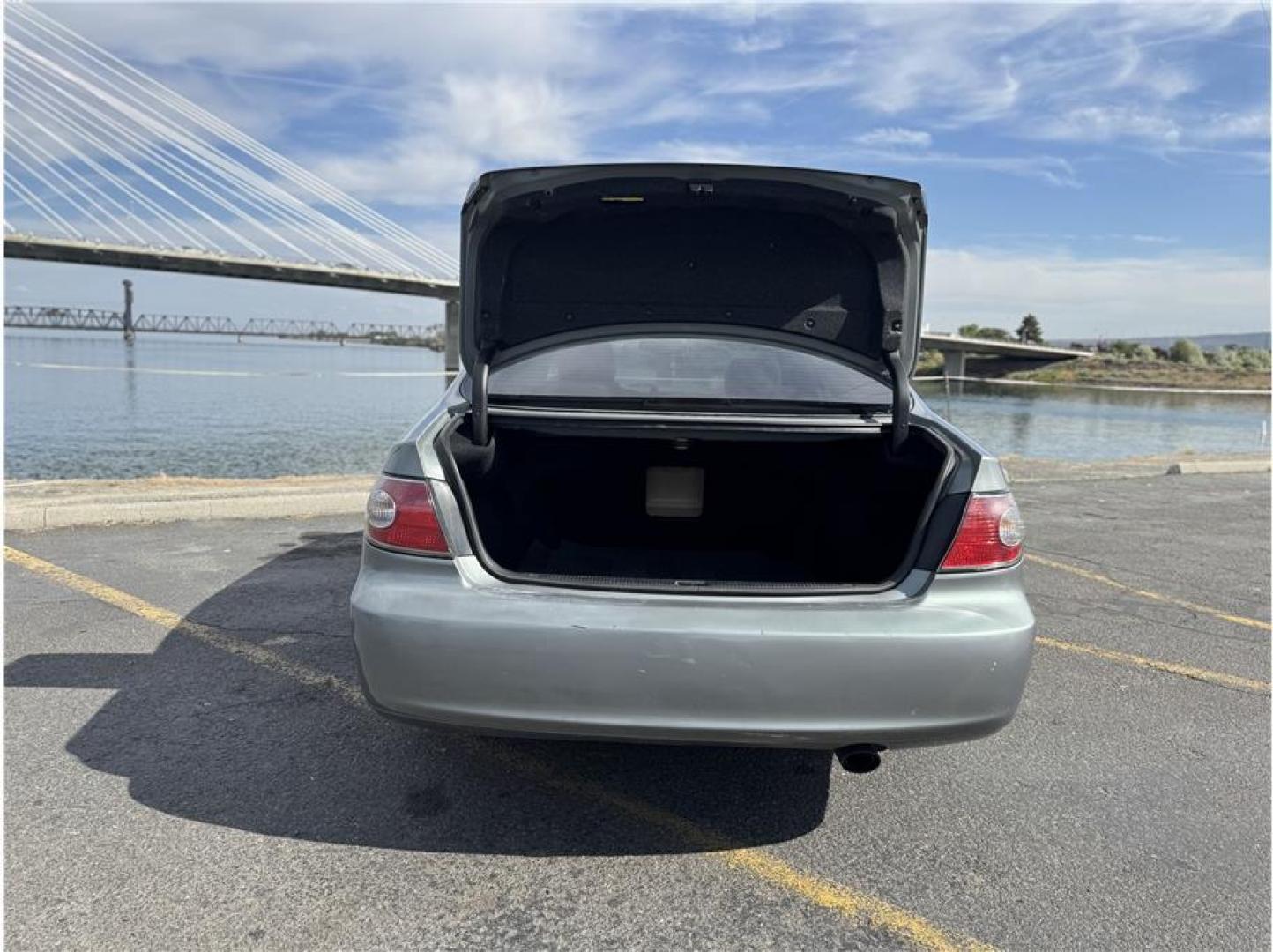 2002 No Color /No Color Lexus ES (JTHBF30G420) with an V6, 3.0 Liter engine, Automatic, 5-Spd w/Overdrive transmission, located at 607 W Columbia Drive, Kennewick, WA, 99336, (509) 987-1069, 46.216743, -119.126404 - Photo#14
