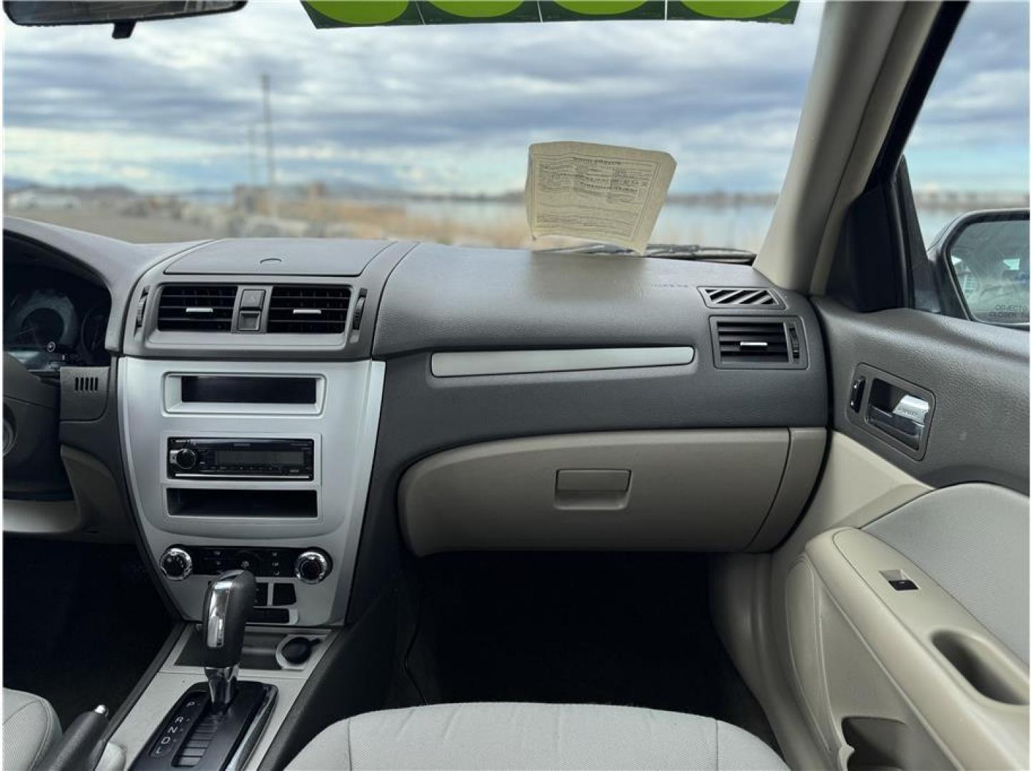 2012 White /No Color Ford Fusion (3FAHP0GA7CR) with an 4-Cyl, 2.5 Liter engine, Automatic, 6-Spd transmission, located at 607 W Columbia Drive, Kennewick, WA, 99336, (509) 987-1069, 46.216743, -119.126404 - Photo#6