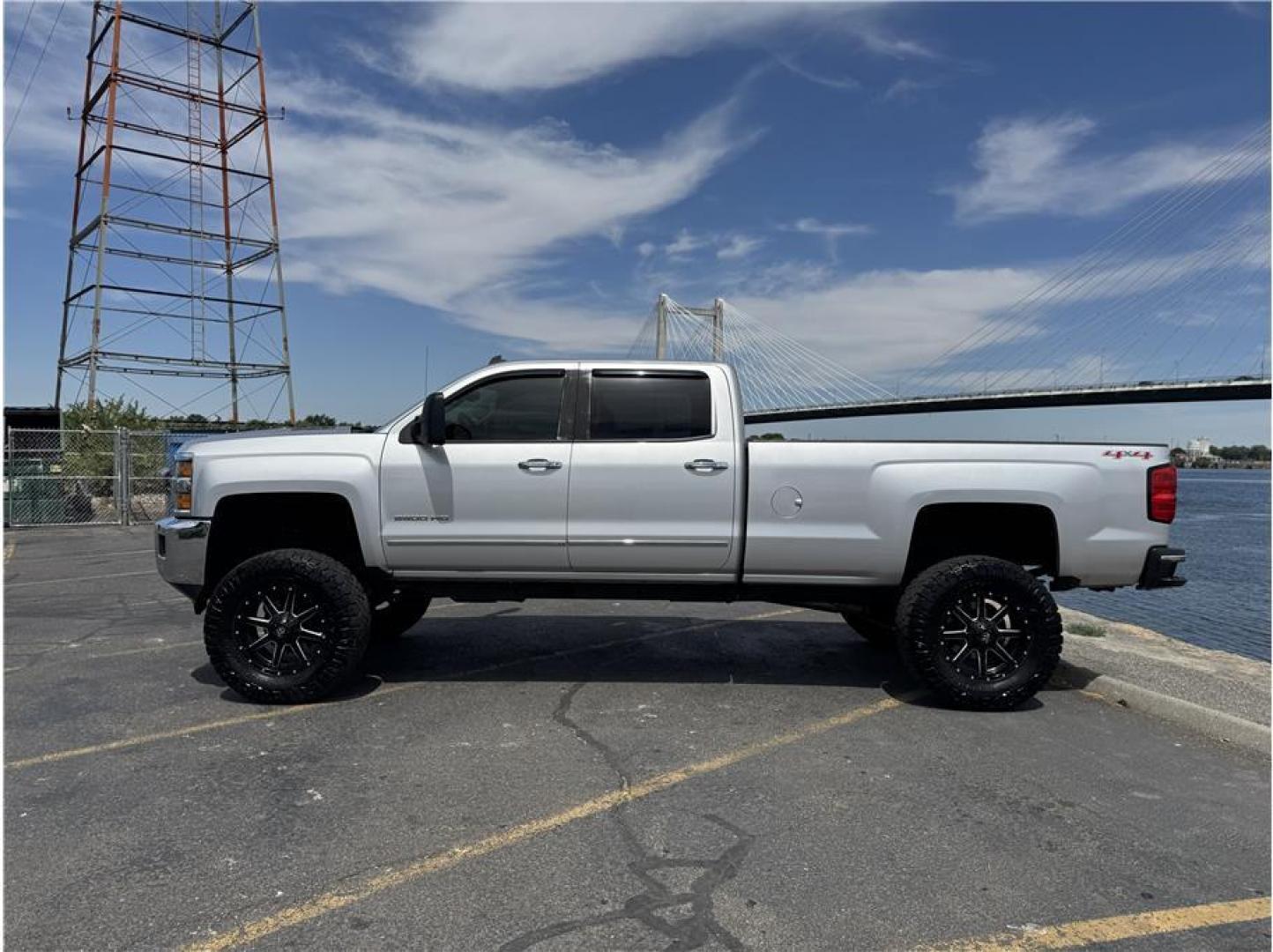 2015 Silver /No Color Chevrolet Silverado 2500 HD Crew Cab (1GC1KWE87FF) with an V8, Turbo Diesel, 6.6 Liter engine, Auto, 6-Spd Allison OD transmission, located at 607 W Columbia Drive, Kennewick, WA, 99336, (509) 987-1069, 46.216743, -119.126404 - Photo#1