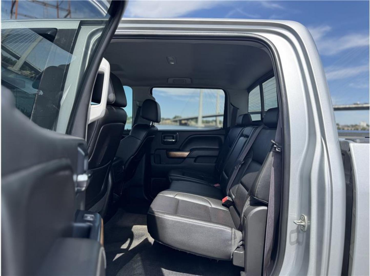 2015 Silver /No Color Chevrolet Silverado 2500 HD Crew Cab (1GC1KWE87FF) with an V8, Turbo Diesel, 6.6 Liter engine, Auto, 6-Spd Allison OD transmission, located at 607 W Columbia Drive, Kennewick, WA, 99336, (509) 987-1069, 46.216743, -119.126404 - Photo#2