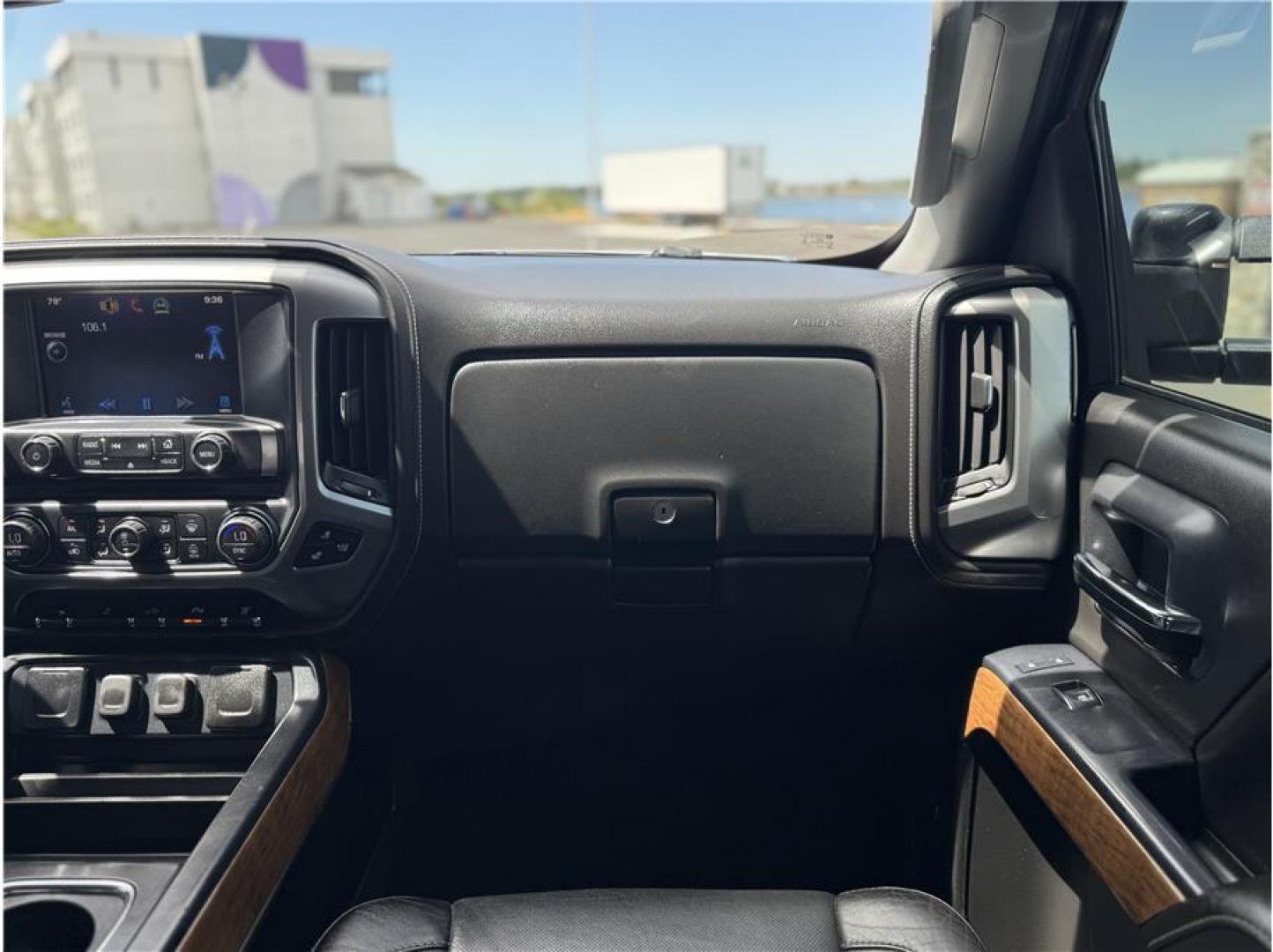 2015 Silver /No Color Chevrolet Silverado 2500 HD Crew Cab (1GC1KWE87FF) with an V8, Turbo Diesel, 6.6 Liter engine, Auto, 6-Spd Allison OD transmission, located at 607 W Columbia Drive, Kennewick, WA, 99336, (509) 987-1069, 46.216743, -119.126404 - Photo#6