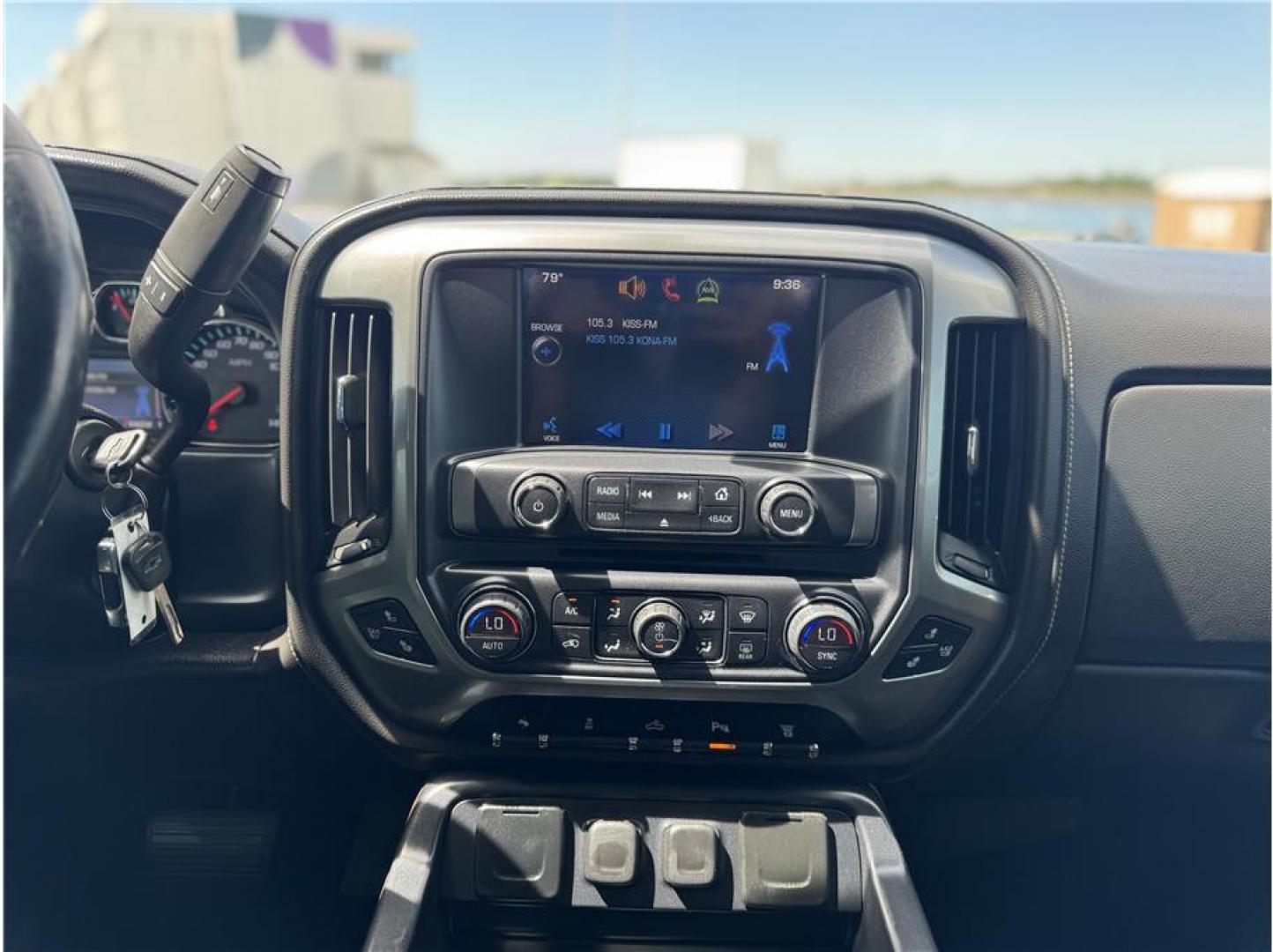 2015 Silver /No Color Chevrolet Silverado 2500 HD Crew Cab (1GC1KWE87FF) with an V8, Turbo Diesel, 6.6 Liter engine, Auto, 6-Spd Allison OD transmission, located at 607 W Columbia Drive, Kennewick, WA, 99336, (509) 987-1069, 46.216743, -119.126404 - Photo#9