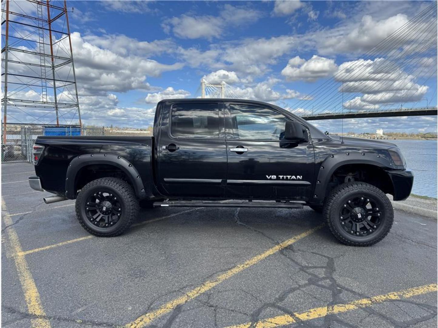 2007 Black /No Color Nissan Titan Crew Cab (1N6AA07B07N) with an V8, 5.6 Liter engine, Automatic transmission, located at 607 W Columbia Drive, Kennewick, WA, 99336, (509) 987-1069, 46.216743, -119.126404 - Photo#12