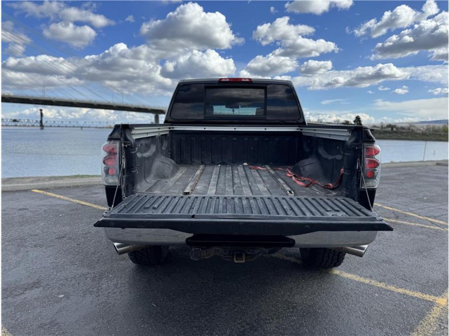 2007 Black /No Color Nissan Titan Crew Cab (1N6AA07B07N) with an V8, 5.6 Liter engine, Automatic transmission, located at 607 W Columbia Drive, Kennewick, WA, 99336, (509) 987-1069, 46.216743, -119.126404 - Photo#14
