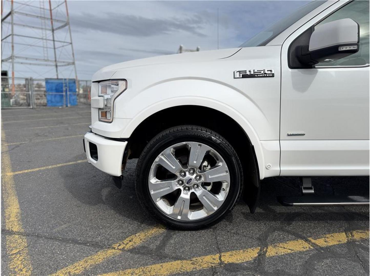 2016 White /No Color Ford F150 SuperCrew Cab (1FTEW1EG1GF) with an V6, EcoBoost, TT, 3.5L engine, Auto, 6-Spd SelShft transmission, located at 607 W Columbia Drive, Kennewick, WA, 99336, (509) 987-1069, 46.216743, -119.126404 - Photo#16