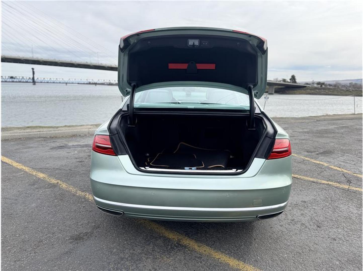 2015 Silver /No Color Audi A8 (WAU3MAFDXFN) with an V6, Turbo Diesel, 3.0 Liter engine, Auto, 8-Spd Tiptronic transmission, located at 607 W Columbia Drive, Kennewick, WA, 99336, (509) 987-1069, 46.216743, -119.126404 - Photo#14