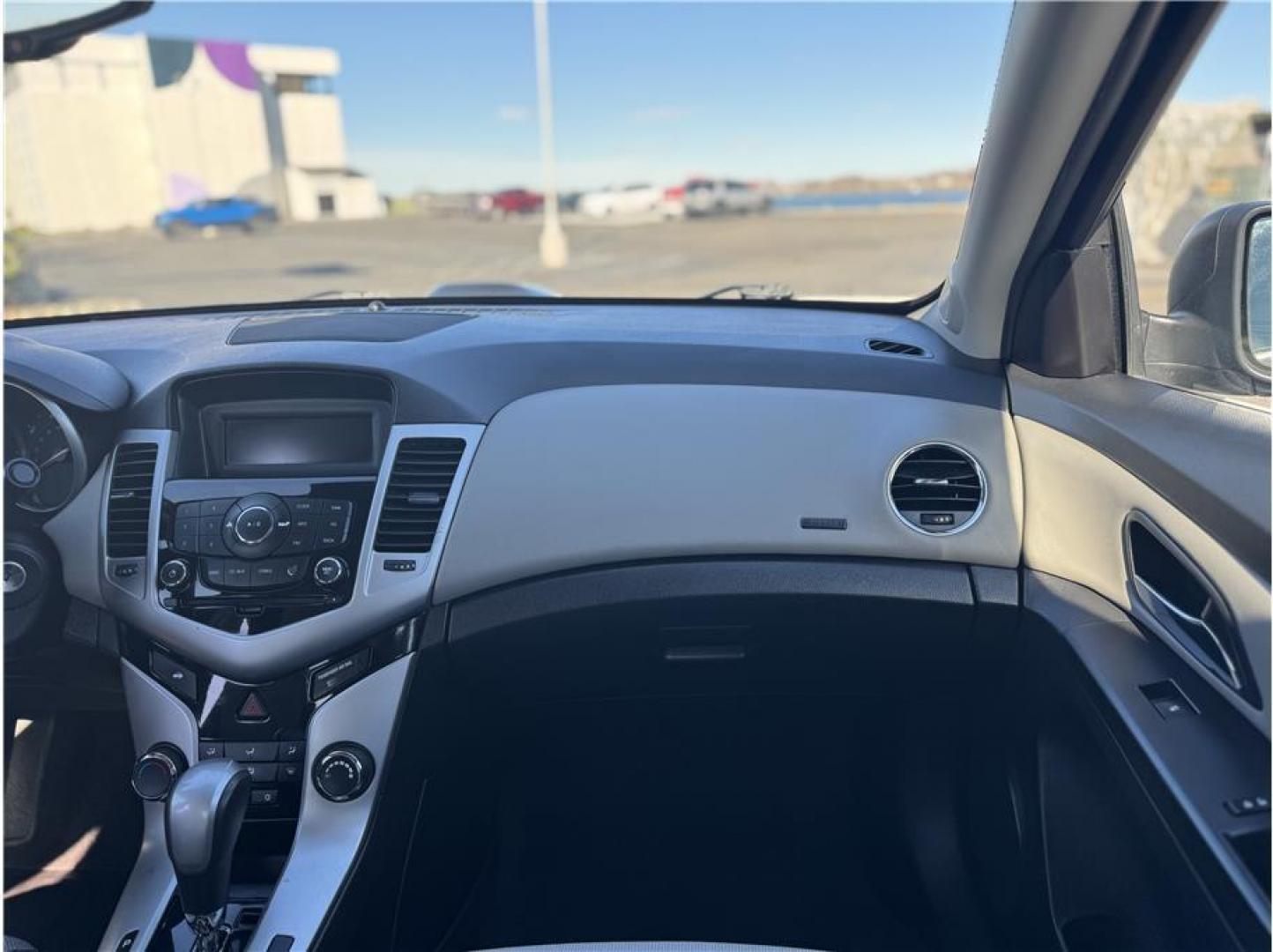 2016 Blue /No Color Chevrolet Cruze Limited (1G1PC5SG3G7) with an 4-Cyl, ECOTEC, 1.8 Liter engine, Auto, 6-Spd Overdrive transmission, located at 607 W Columbia Drive, Kennewick, WA, 99336, (509) 987-1069, 46.216743, -119.126404 - Photo#6