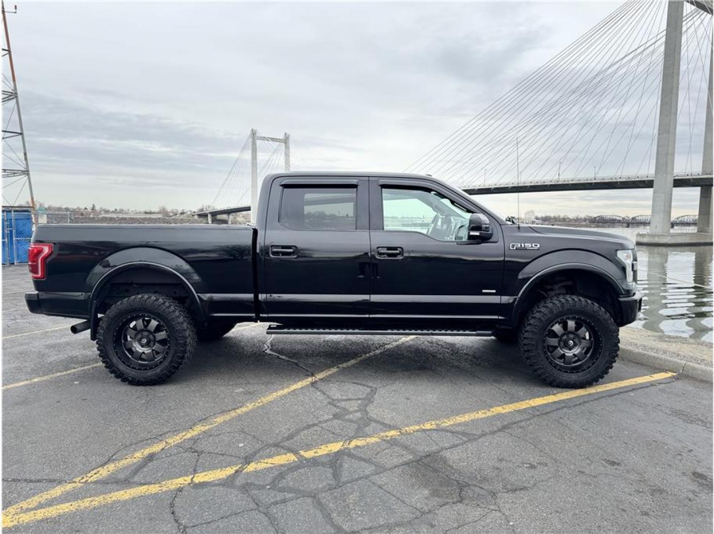 2015 Black /No Color Ford F150 SuperCrew Cab (1FTFW1EG5FK) with an V6, EcoBoost, TT, 3.5L engine, Automatic, 6-Spd transmission, located at 607 W Columbia Drive, Kennewick, WA, 99336, (509) 987-1069, 46.216743, -119.126404 - Photo#11