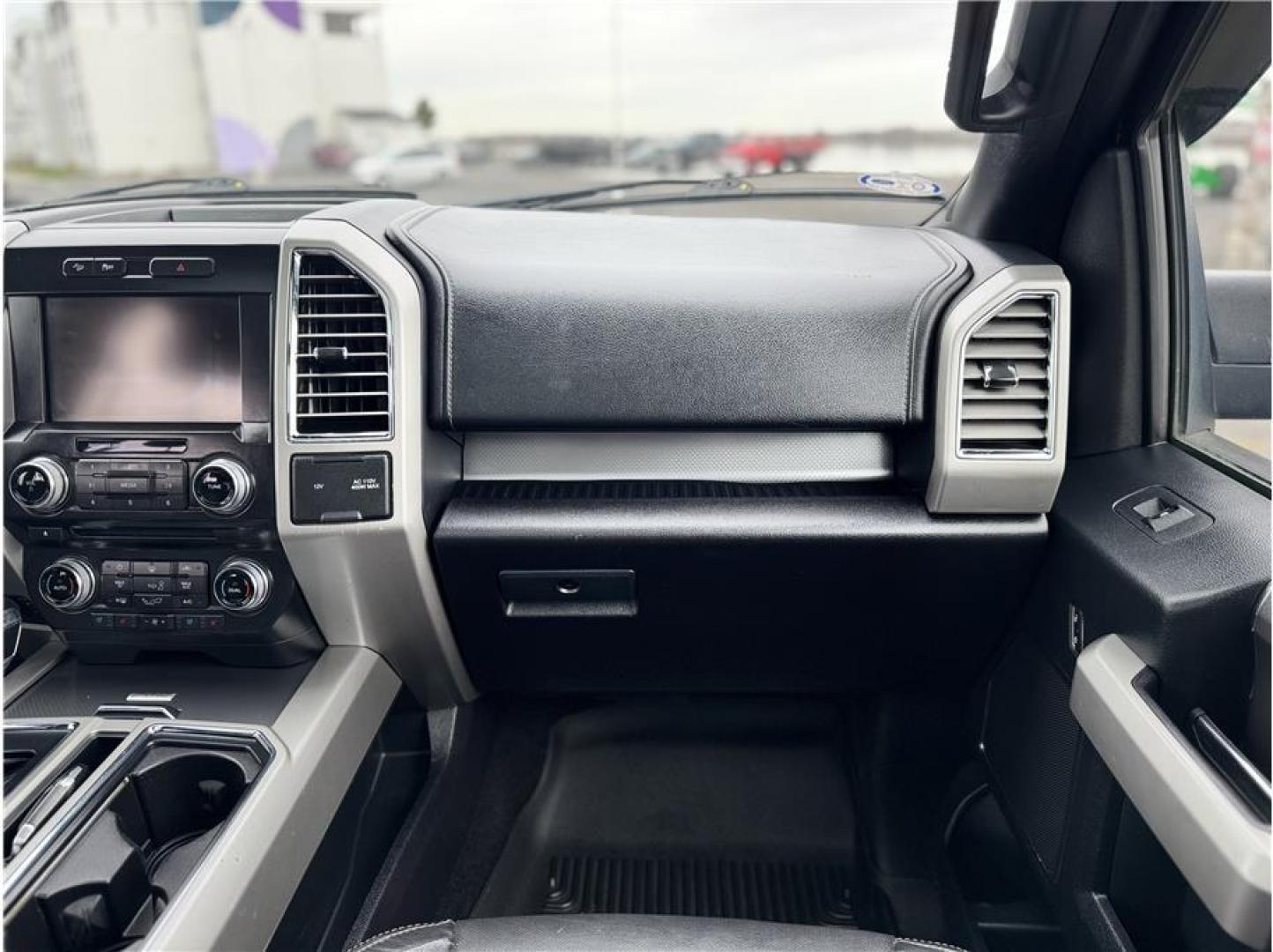 2015 Black /No Color Ford F150 SuperCrew Cab (1FTFW1EG5FK) with an V6, EcoBoost, TT, 3.5L engine, Automatic, 6-Spd transmission, located at 607 W Columbia Drive, Kennewick, WA, 99336, (509) 987-1069, 46.216743, -119.126404 - Photo#6
