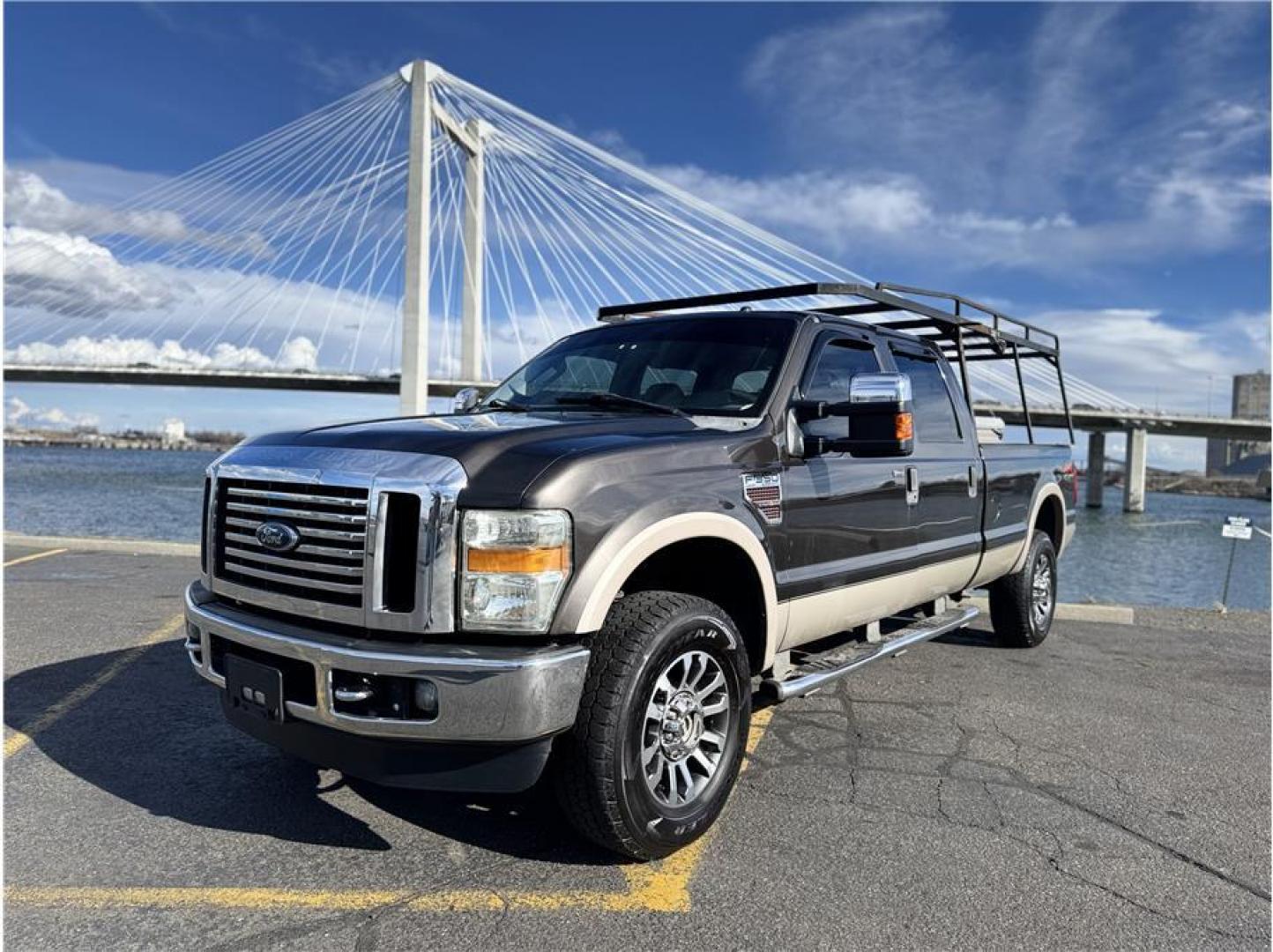 2008 Gray /No Color Ford F350 Super Duty Crew Cab (1FTWW31R08E) with an V8, Turbo Dsl 6.4L engine, Automatic, 5-Spd w/Overdrive transmission, located at 607 W Columbia Drive, Kennewick, WA, 99336, (509) 987-1069, 46.216743, -119.126404 - Photo#0
