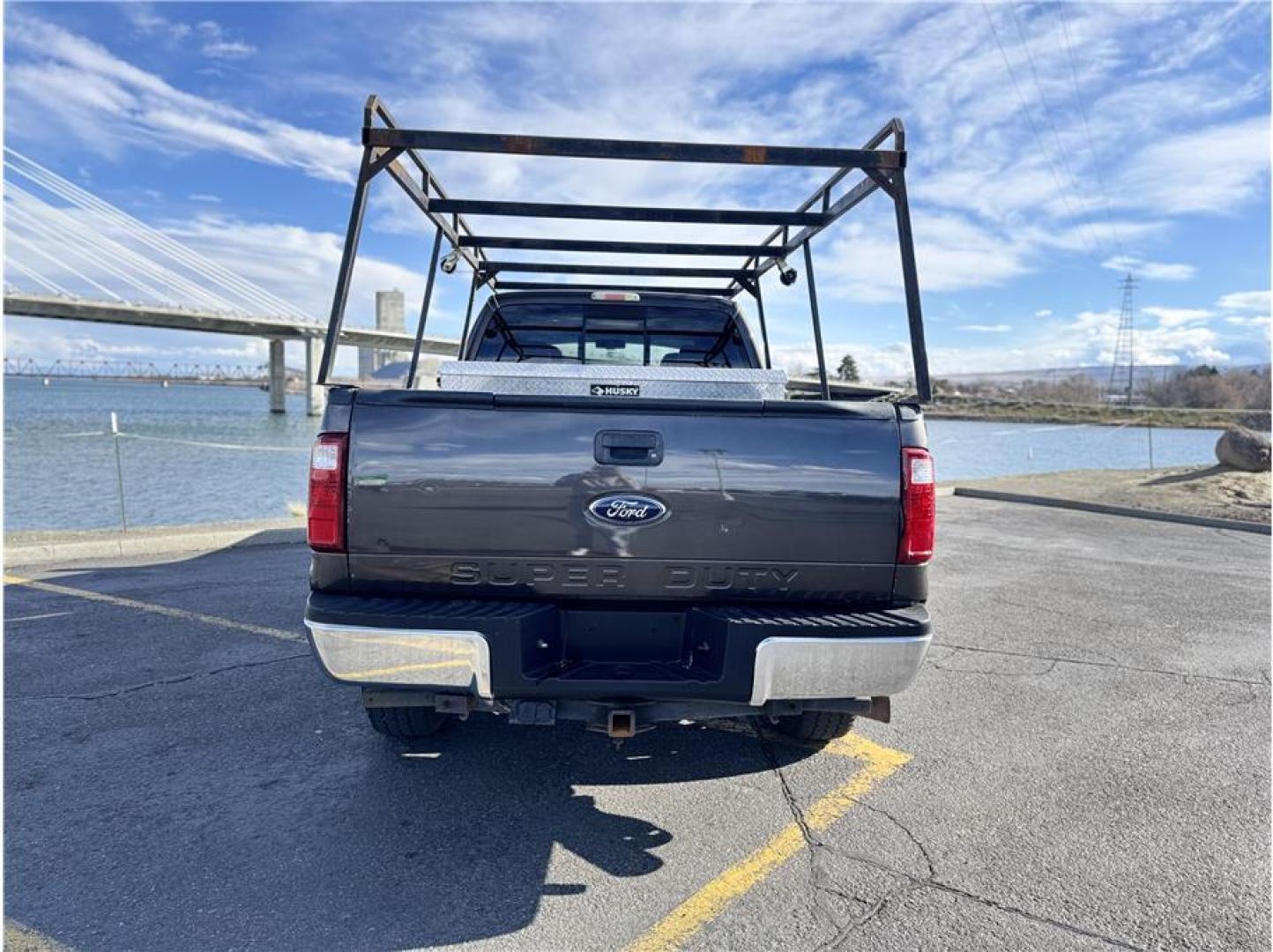 2008 Gray /No Color Ford F350 Super Duty Crew Cab (1FTWW31R08E) with an V8, Turbo Dsl 6.4L engine, Automatic, 5-Spd w/Overdrive transmission, located at 607 W Columbia Drive, Kennewick, WA, 99336, (509) 987-1069, 46.216743, -119.126404 - Photo#15