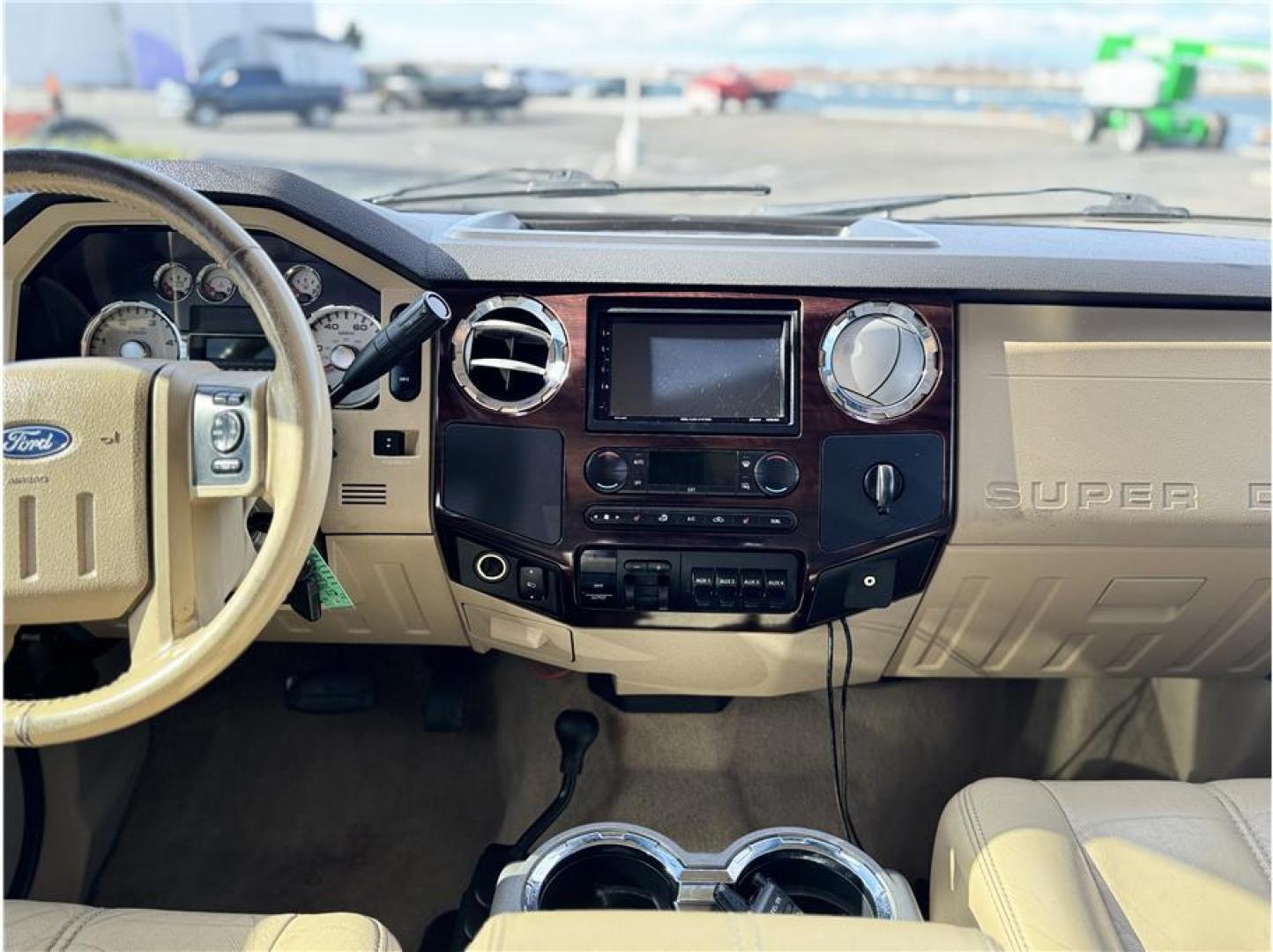 2008 Gray /No Color Ford F350 Super Duty Crew Cab (1FTWW31R08E) with an V8, Turbo Dsl 6.4L engine, Automatic, 5-Spd w/Overdrive transmission, located at 607 W Columbia Drive, Kennewick, WA, 99336, (509) 987-1069, 46.216743, -119.126404 - Photo#5
