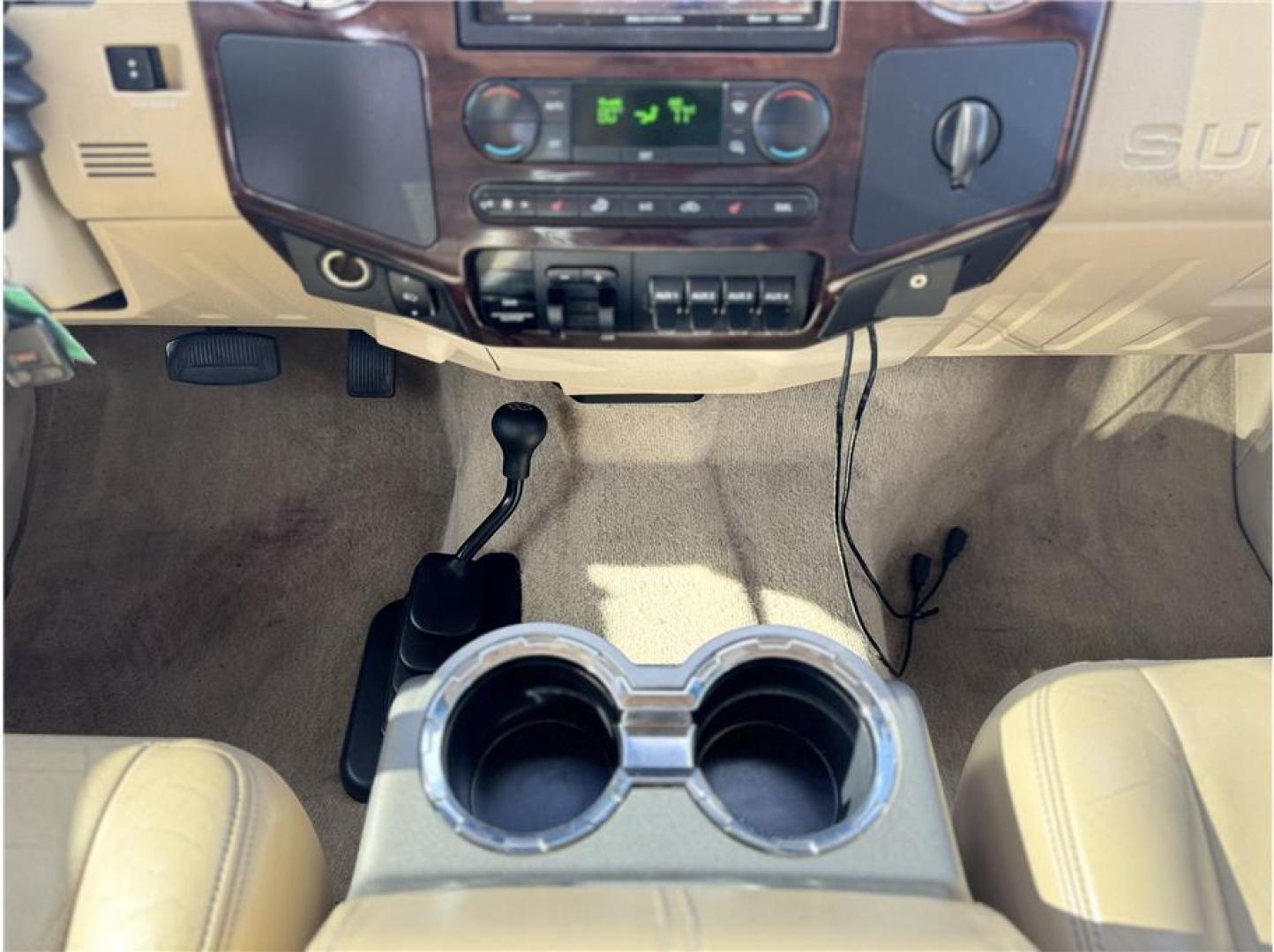 2008 Gray /No Color Ford F350 Super Duty Crew Cab (1FTWW31R08E) with an V8, Turbo Dsl 6.4L engine, Automatic, 5-Spd w/Overdrive transmission, located at 607 W Columbia Drive, Kennewick, WA, 99336, (509) 987-1069, 46.216743, -119.126404 - Photo#8