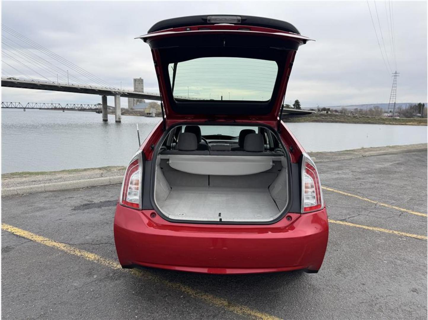 2012 Red /No Color Toyota Prius (JTDKN3DU4C1) with an 4-Cyl, Hybrid, 1.8 Liter engine, Automatic, CVT transmission, located at 607 W Columbia Drive, Kennewick, WA, 99336, (509) 987-1069, 46.216743, -119.126404 - Photo#12