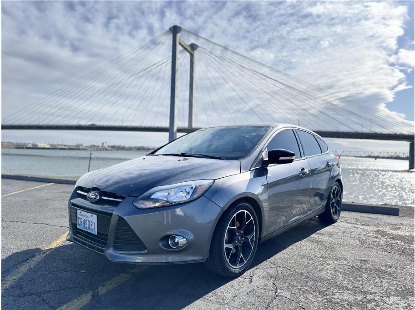 2013 No Color /No Color Ford Focus (1FADP3K24DL) with an 4-Cyl, Flex Fuel, 2.0L engine, Manual, 5-Spd transmission, located at 607 W Columbia Drive, Kennewick, WA, 99336, (509) 987-1069, 46.216743, -119.126404 - Photo#0