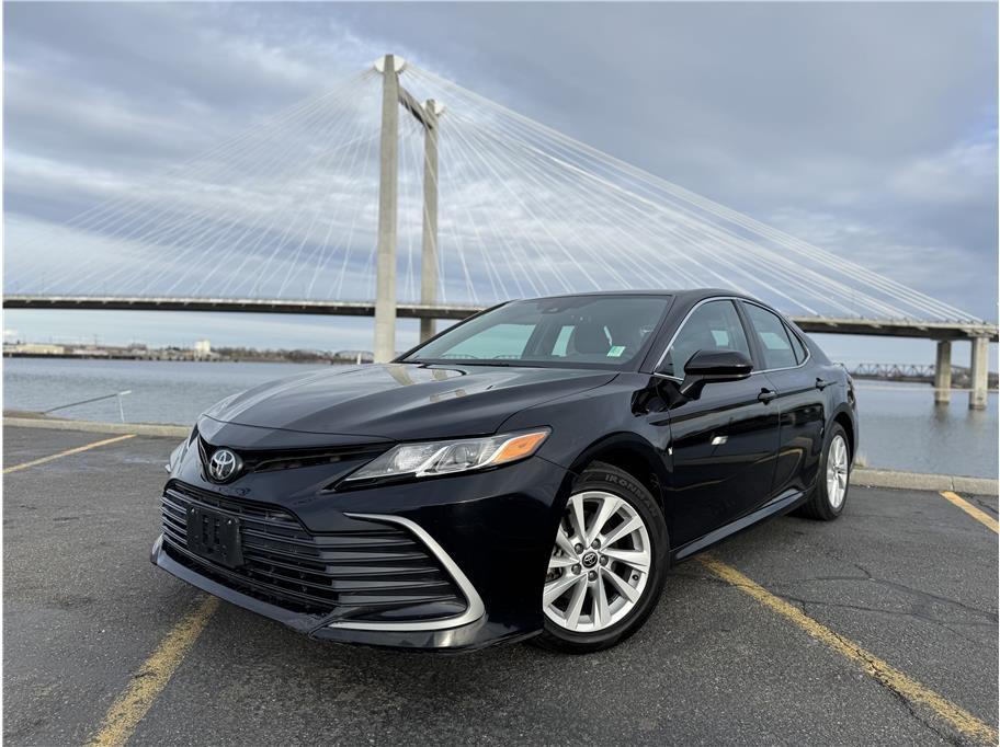 photo of 2022 Toyota Camry 