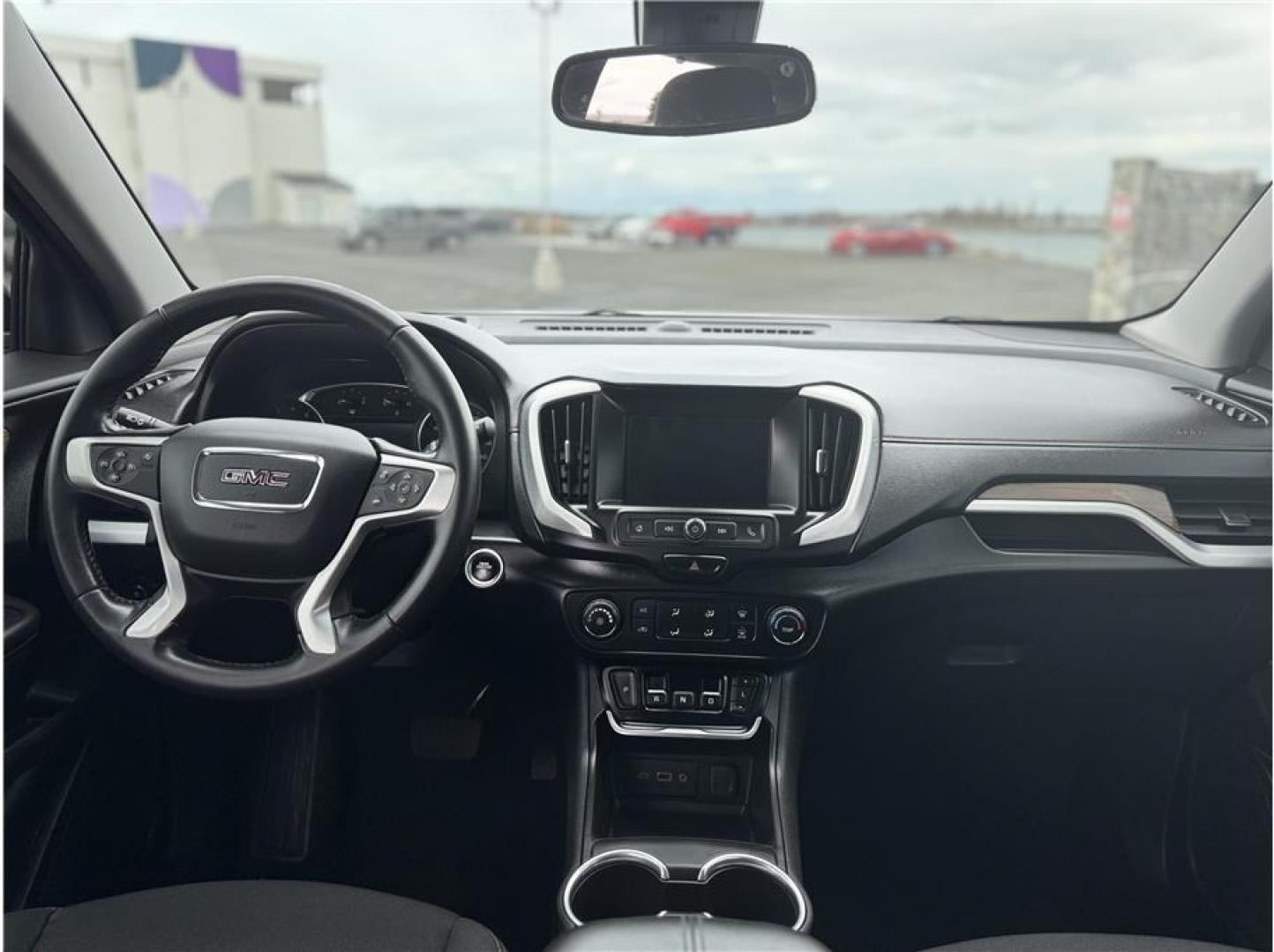 2020 Silver /No Color GMC Terrain (3GKALTEVXLL) with an 4-Cyl, Turbo, 1.5 Liter engine, Automatic, 9-Spd w/Overdrive 9T45 transmission, located at 607 W Columbia Drive, Kennewick, WA, 99336, (509) 987-1069, 46.216743, -119.126404 - Photo#5