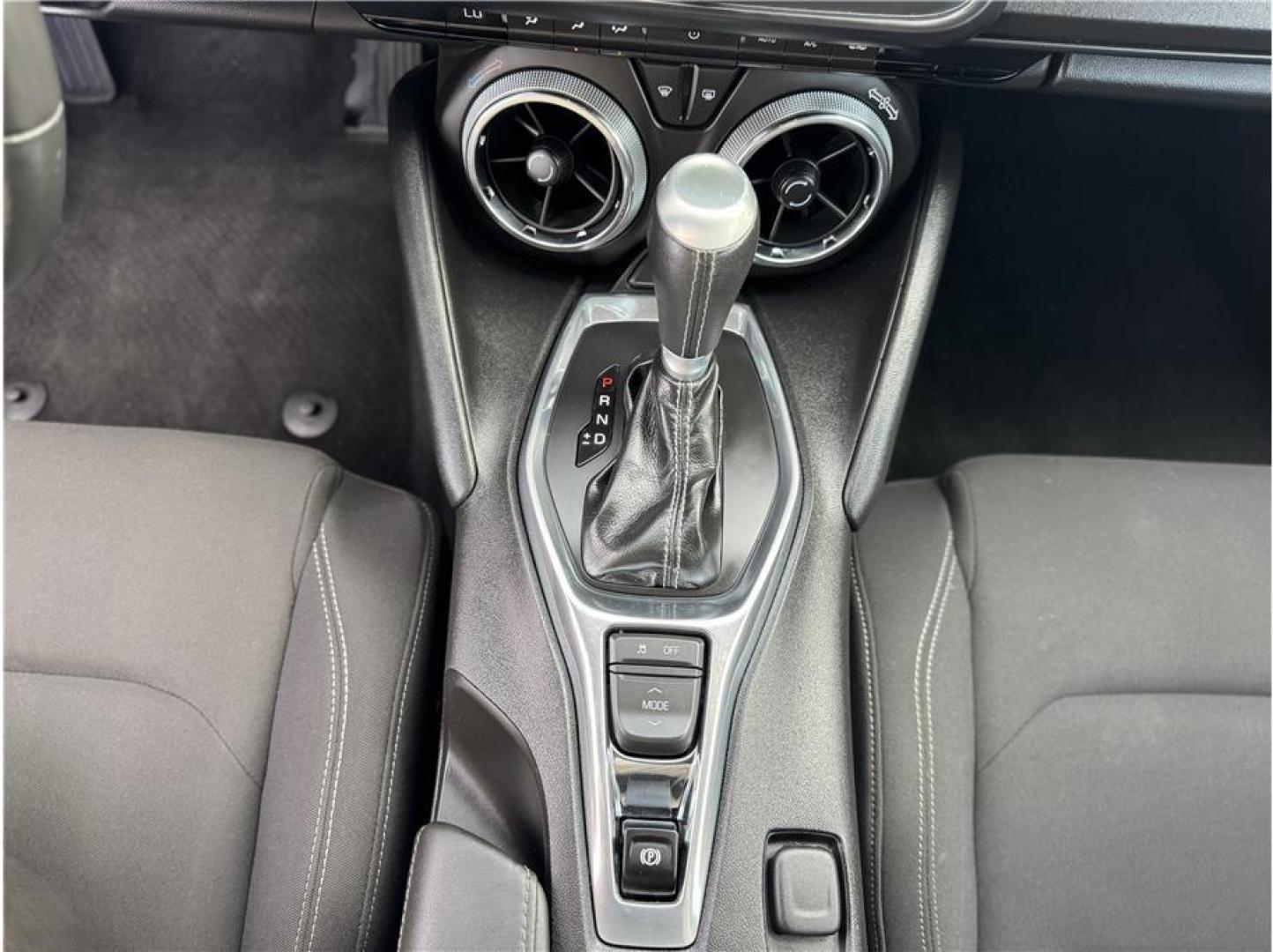 2016 Red /No Color Chevrolet Camaro (1G1FB1RS2G0) with an V6, 3.6 Liter engine, Automatic, 8-Spd transmission, located at 607 W Columbia Drive, Kennewick, WA, 99336, (509) 987-1069, 46.216743, -119.126404 - Photo#9
